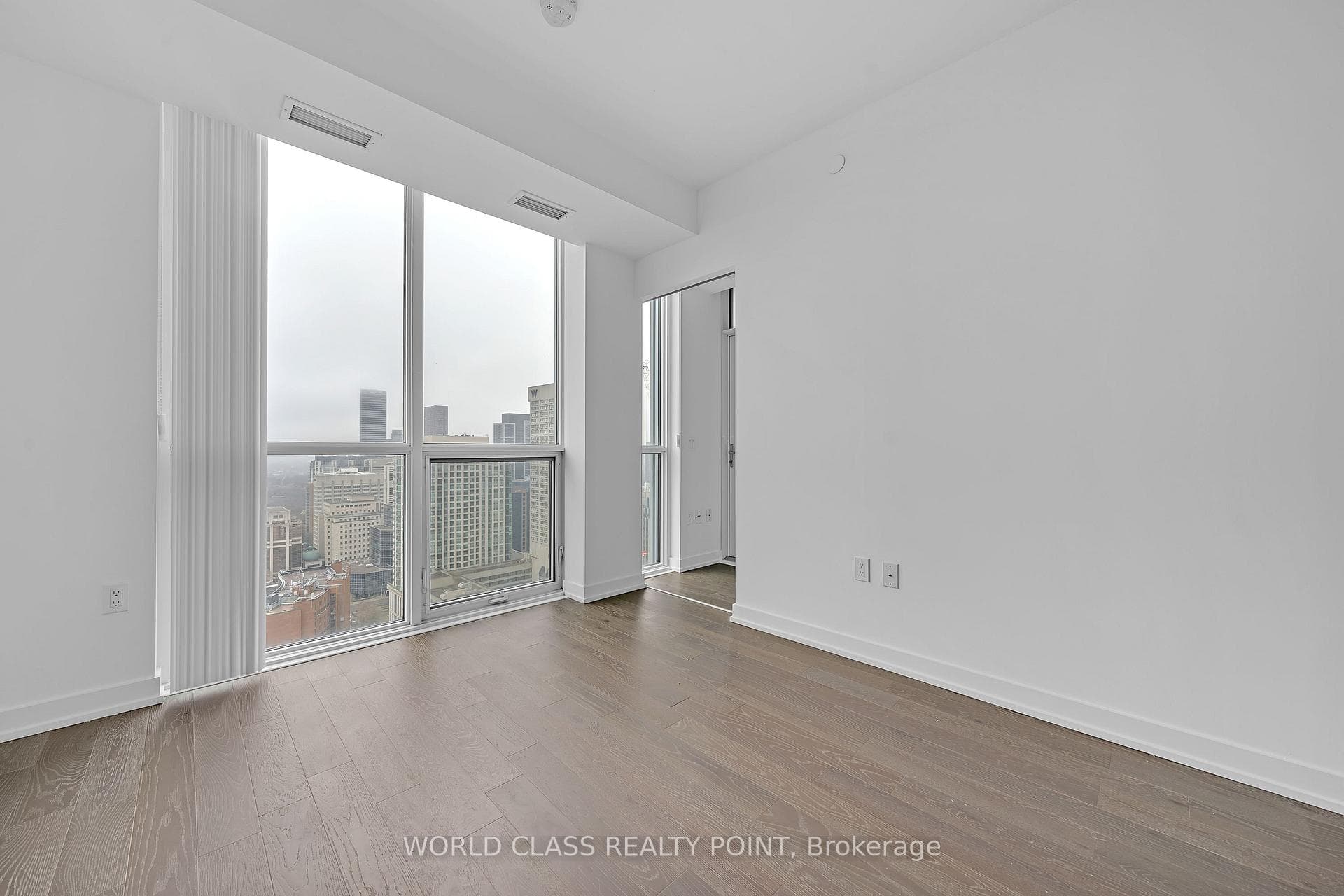 1 Yorkville Avenue Unit 3009 photo 9
