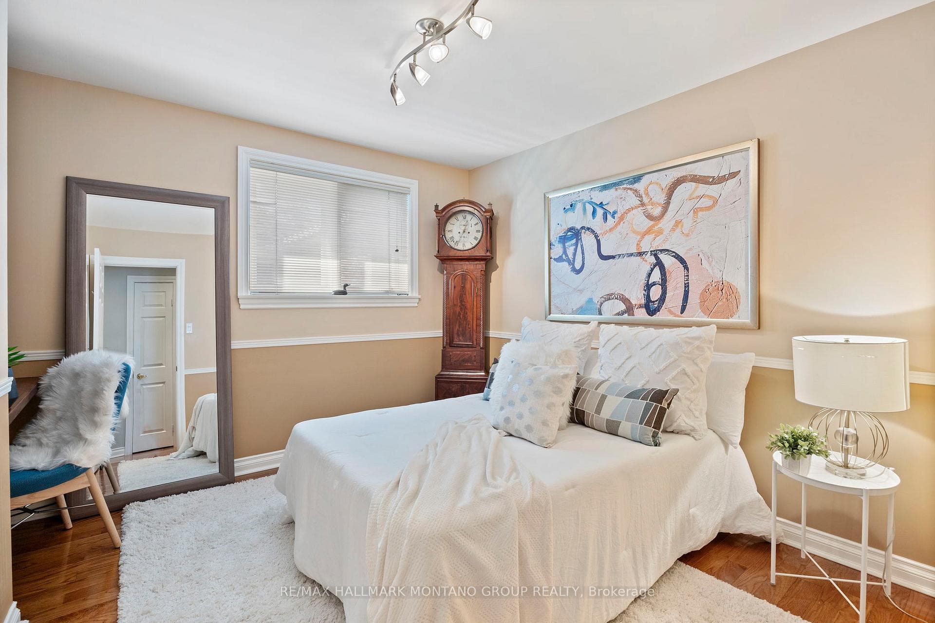 376 Becker Road photo 23
