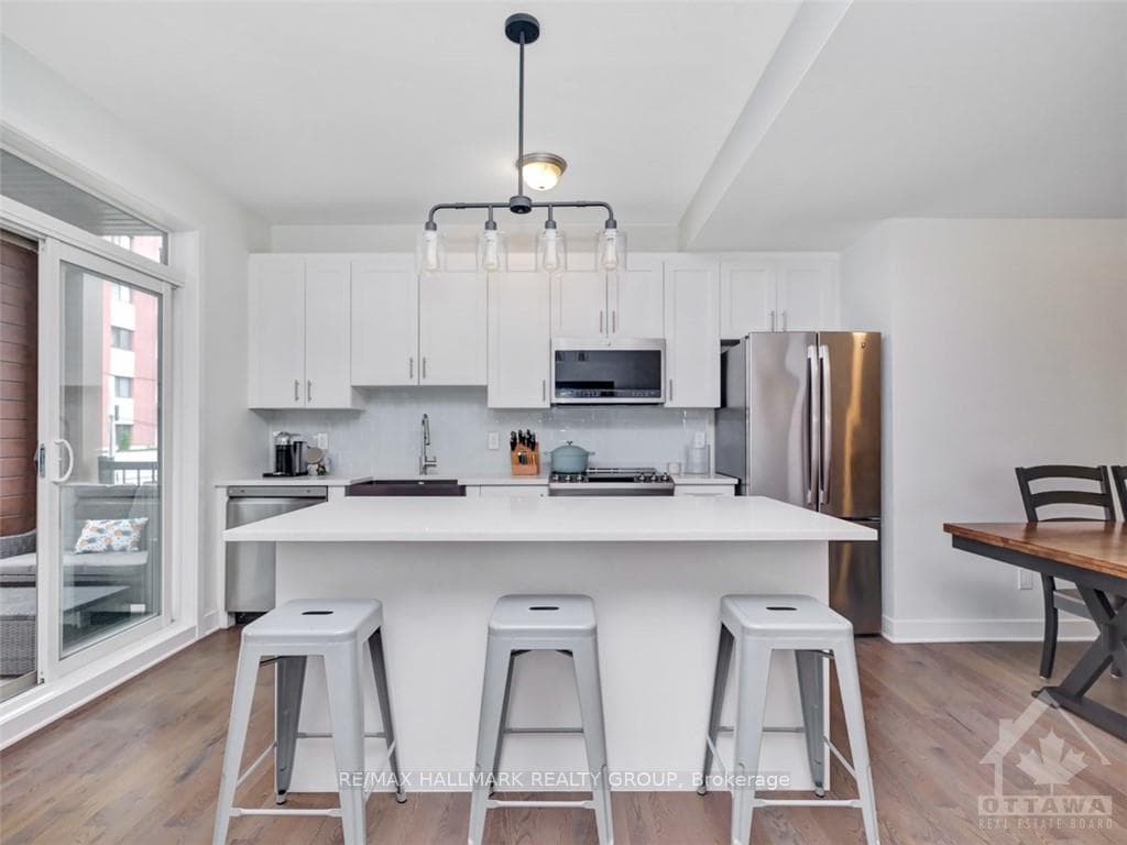 190 FORWARD Avenue Unit C photo 10