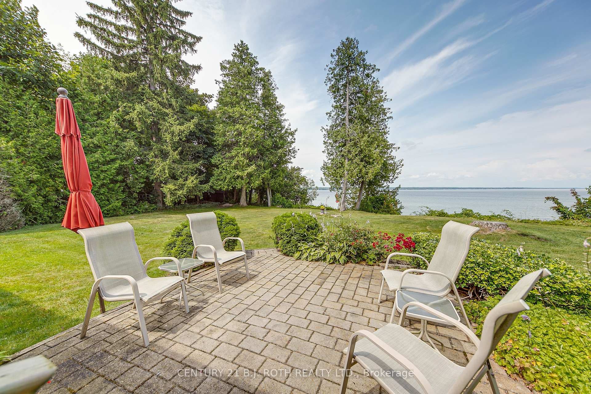 98 Lakeside Drive photo 6