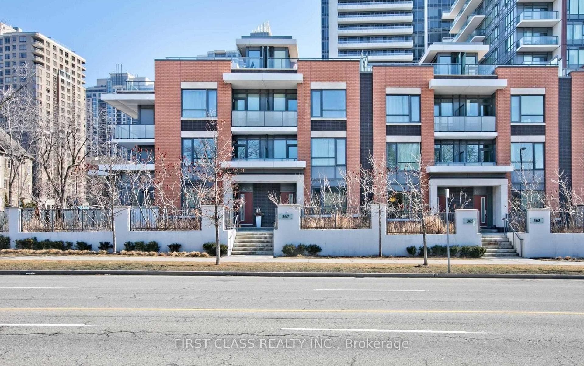 367 Beecroft Road Unit Th-111 photo 1