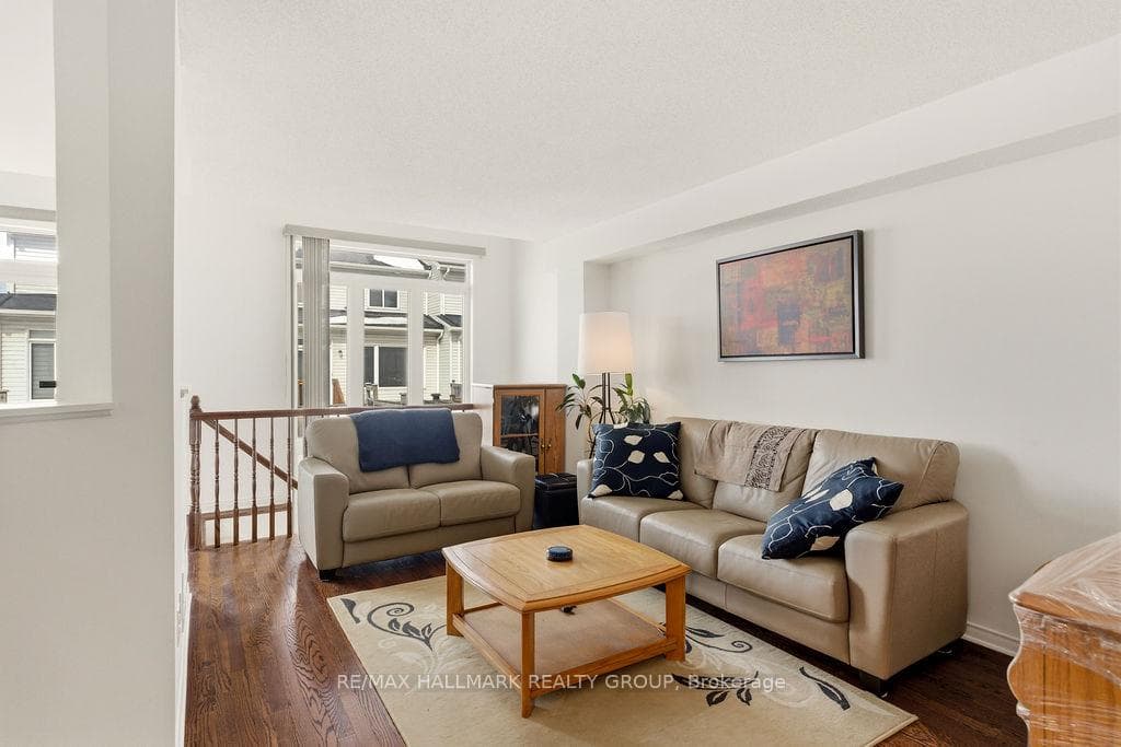 79 Chesapeake Crescent photo 8