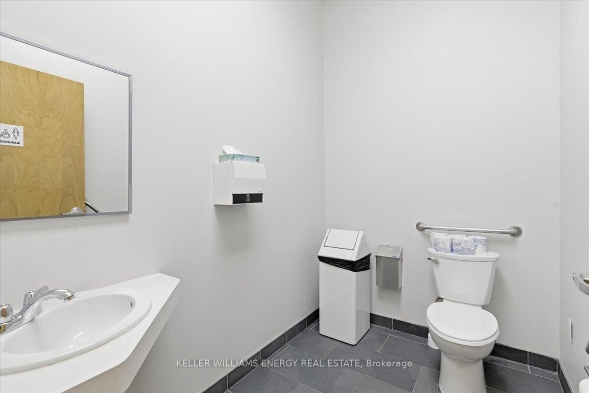 1143 Wentworth Street Unit 100 photo 13