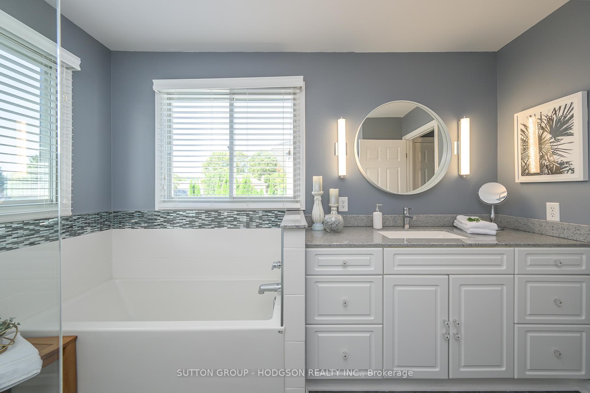 71 Laurel Crescent photo 22