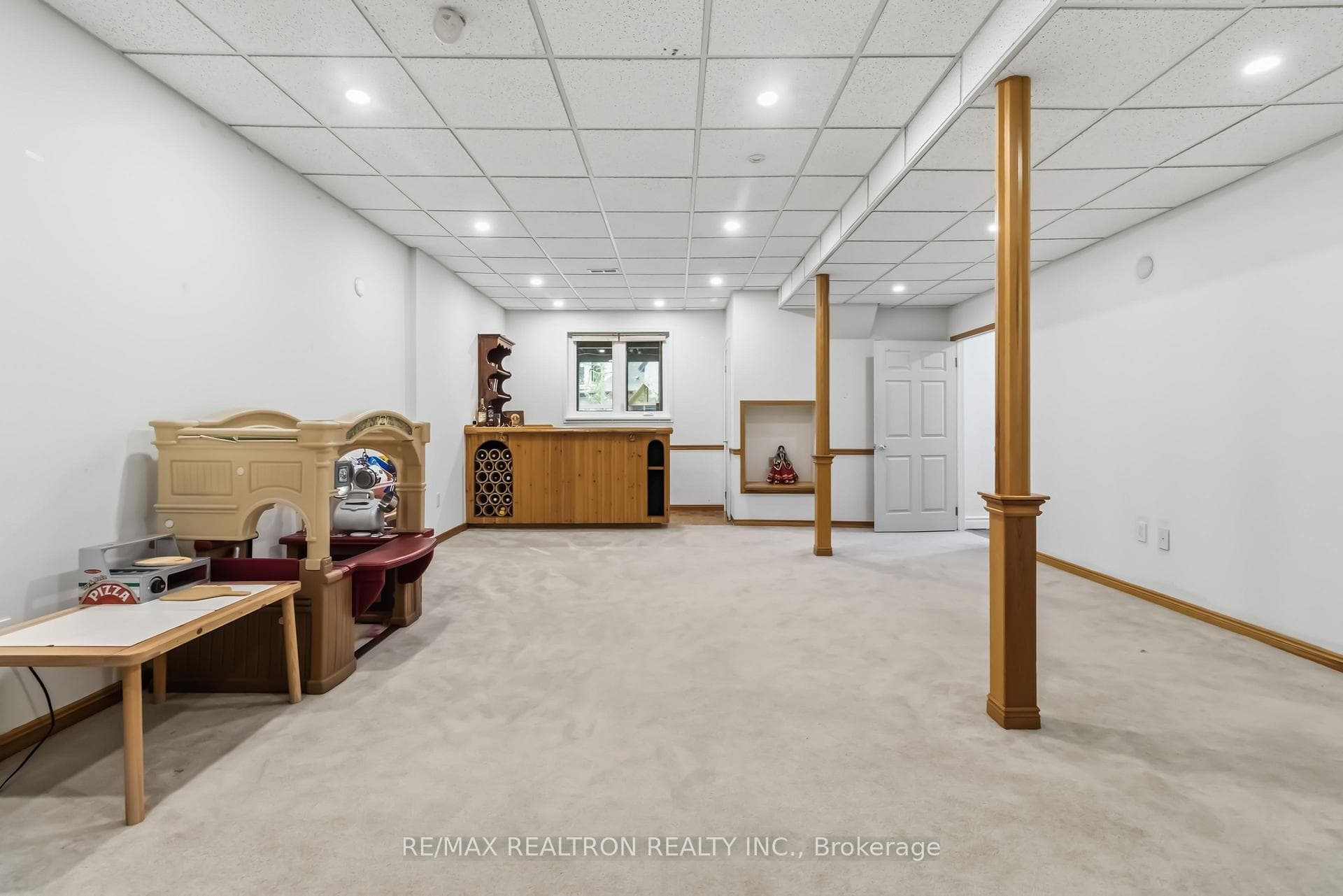 19 Lacey Court photo 28