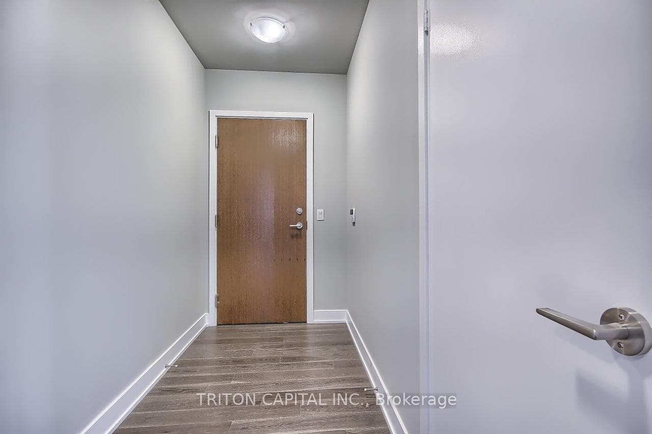 20 Shore Breeze Drive Unit 4102 photo 3