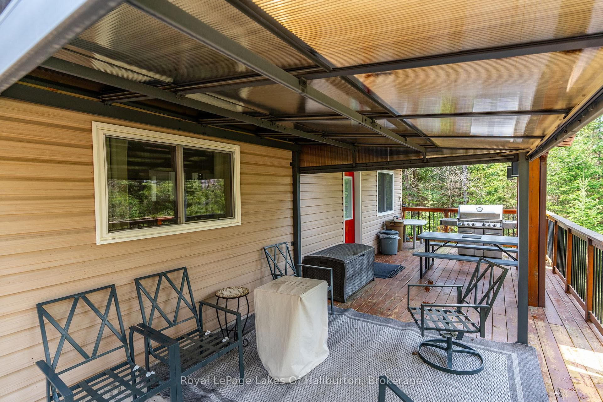 1033 Bayberry Lane photo 8