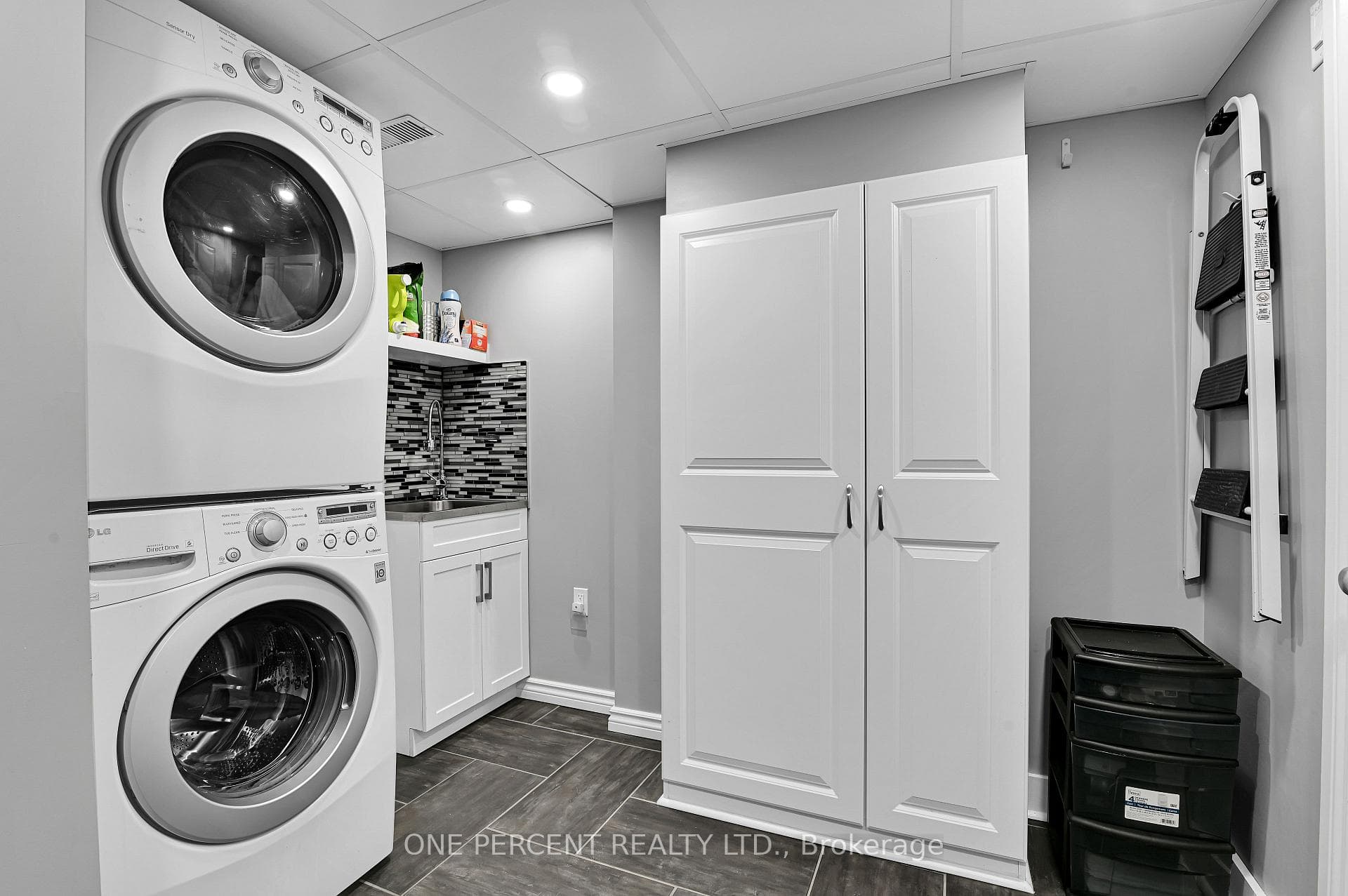 2260 Mondavi Street photo 28