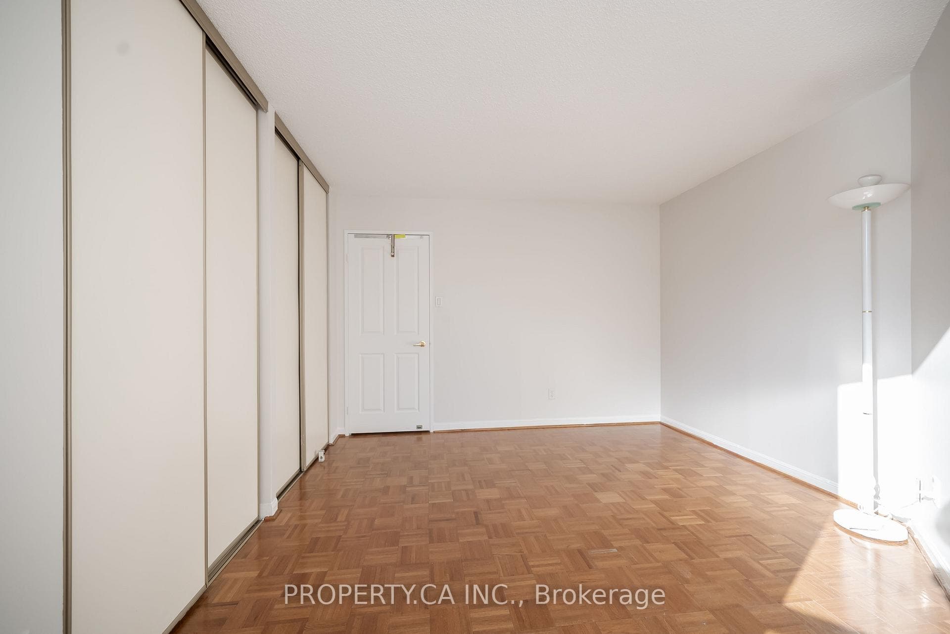 1121 Steeles Avenue Unit 201 photo 22