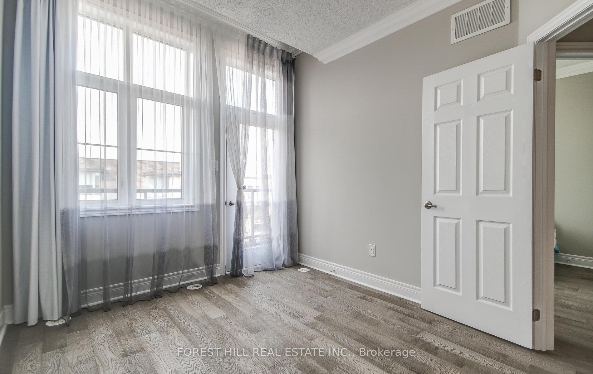 17 Adaskin Avenue photo 31
