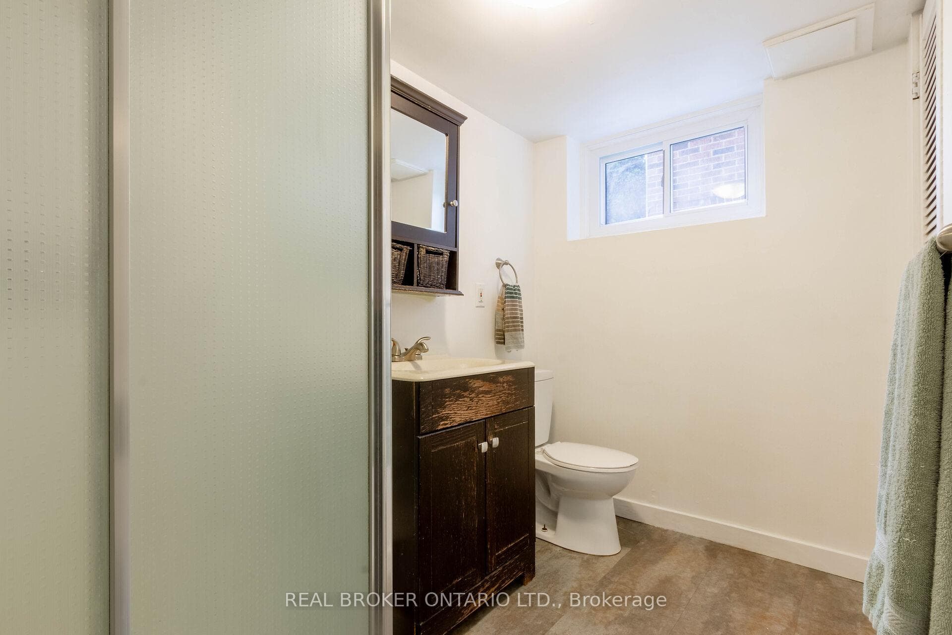 133 Bond Street photo 22