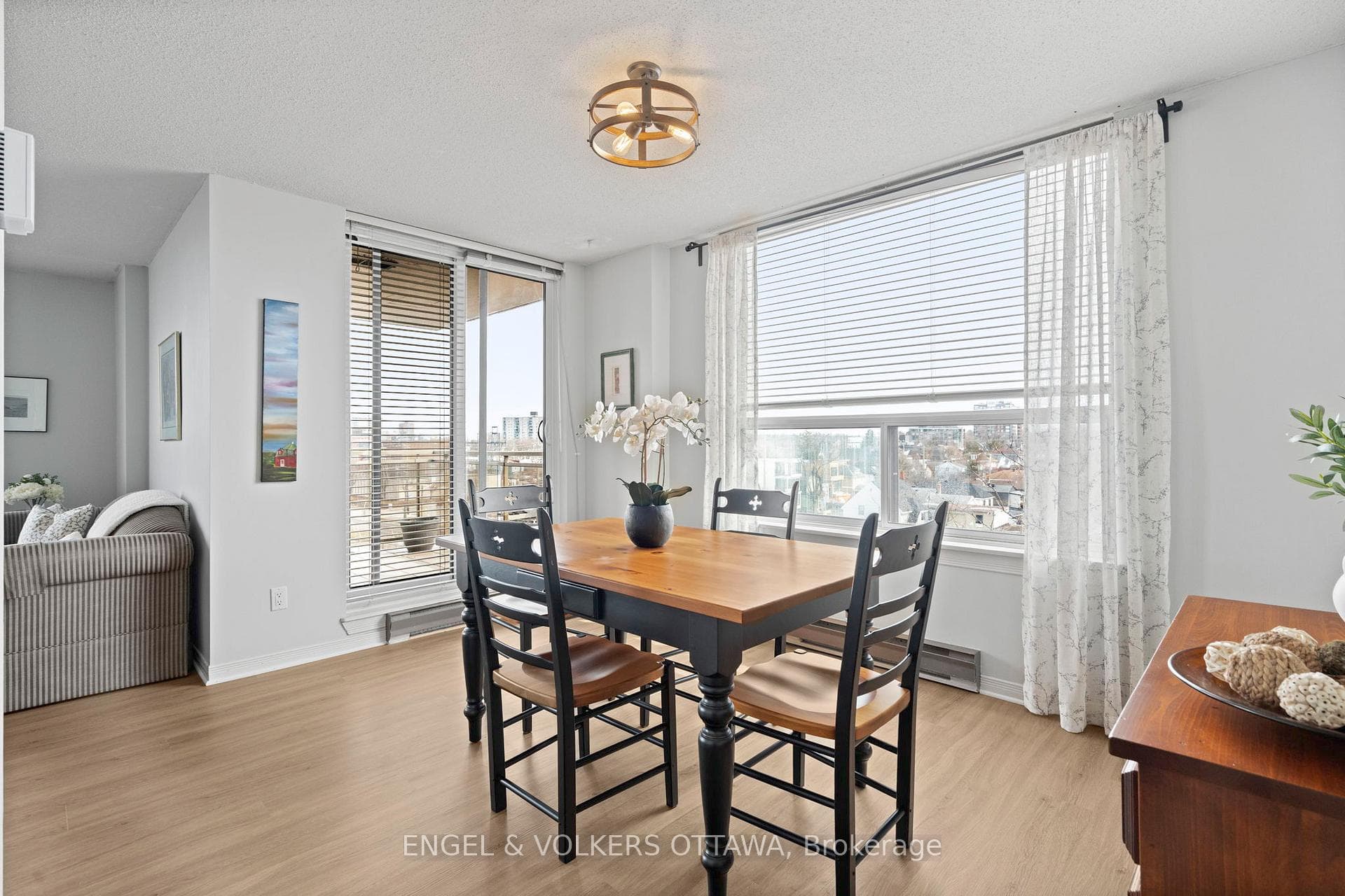 215 Parkdale Avenue Unit 609 photo 10