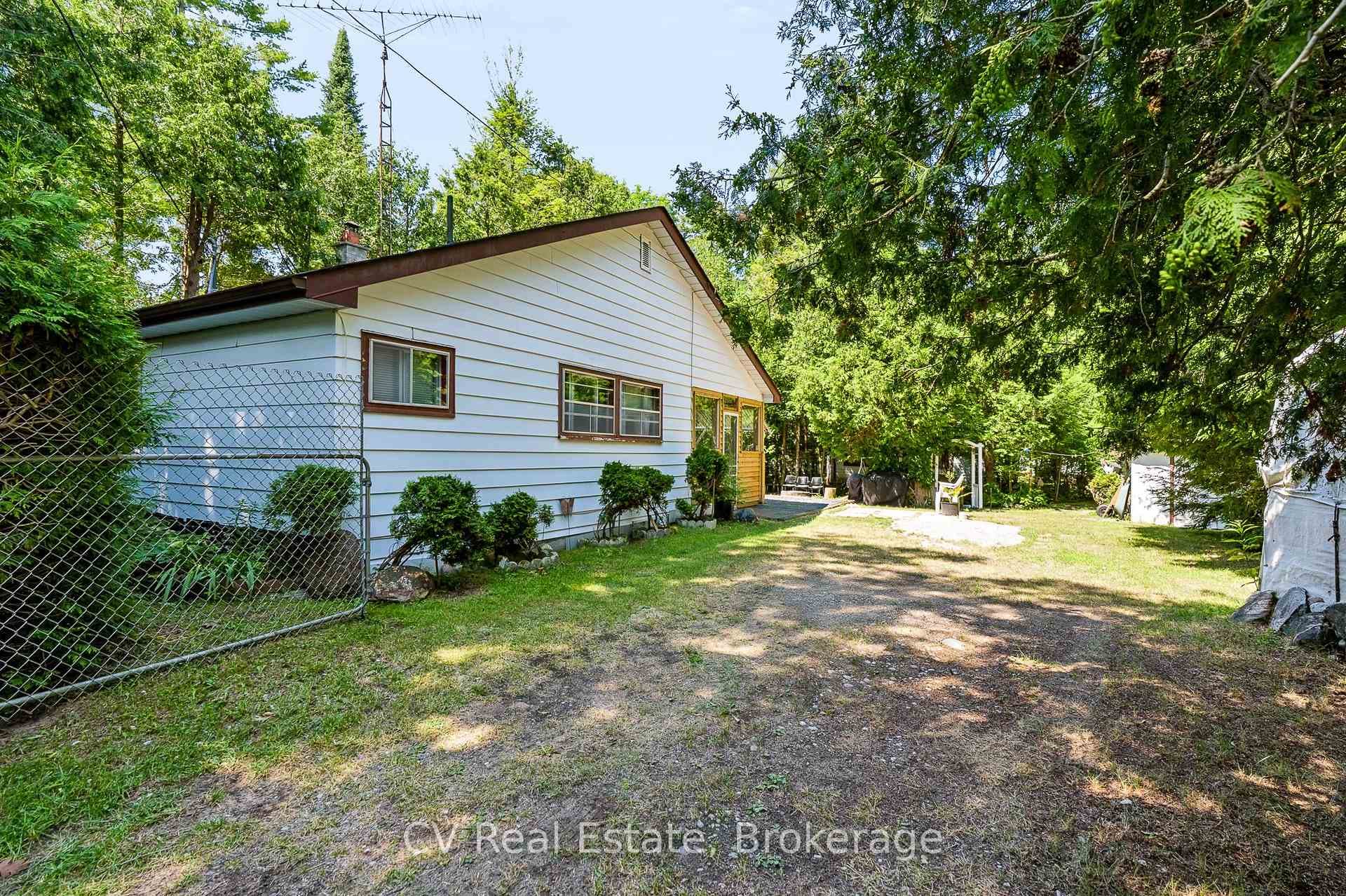 10 Brookside Drive photo 8