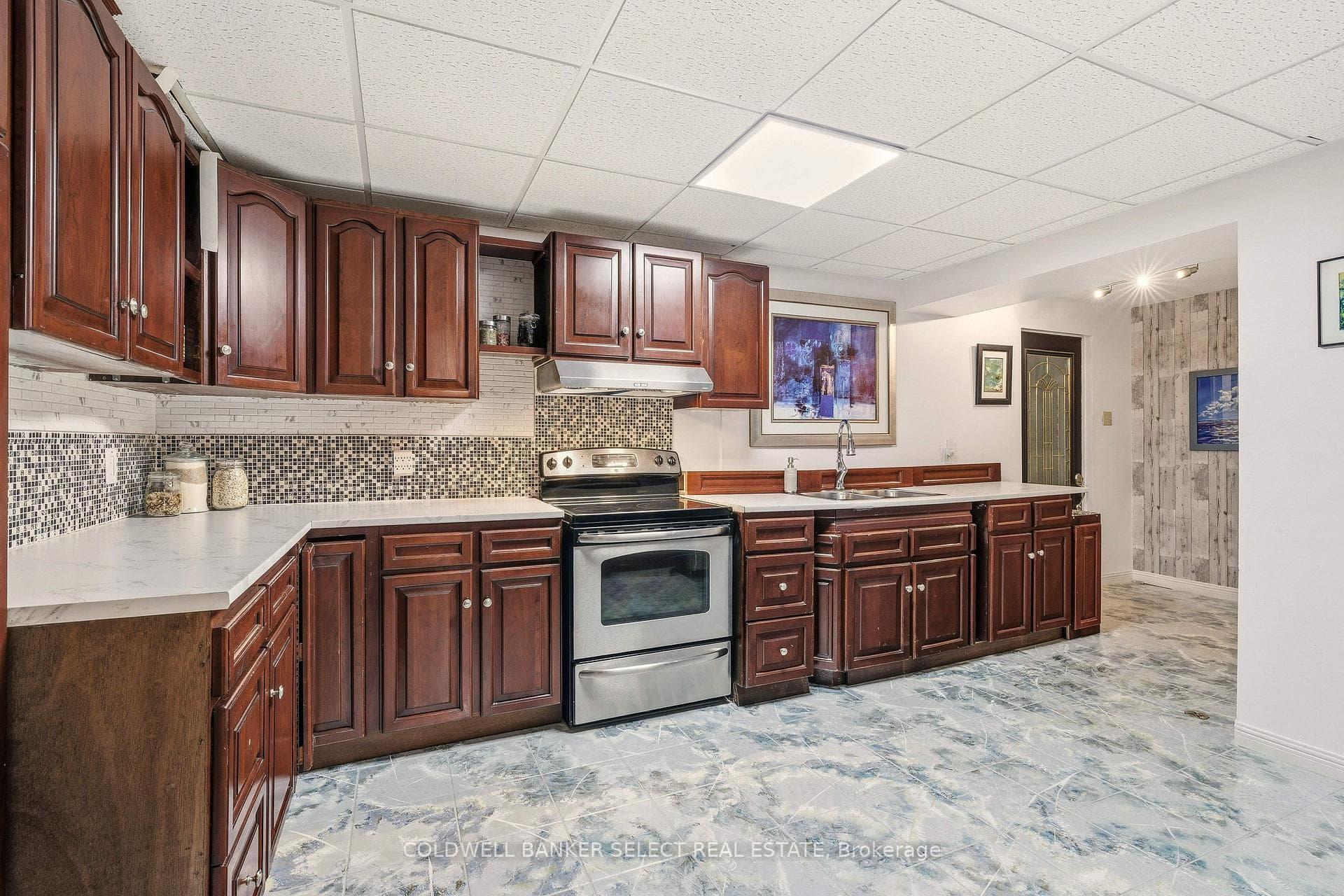 643 Hendry Lane photo 41