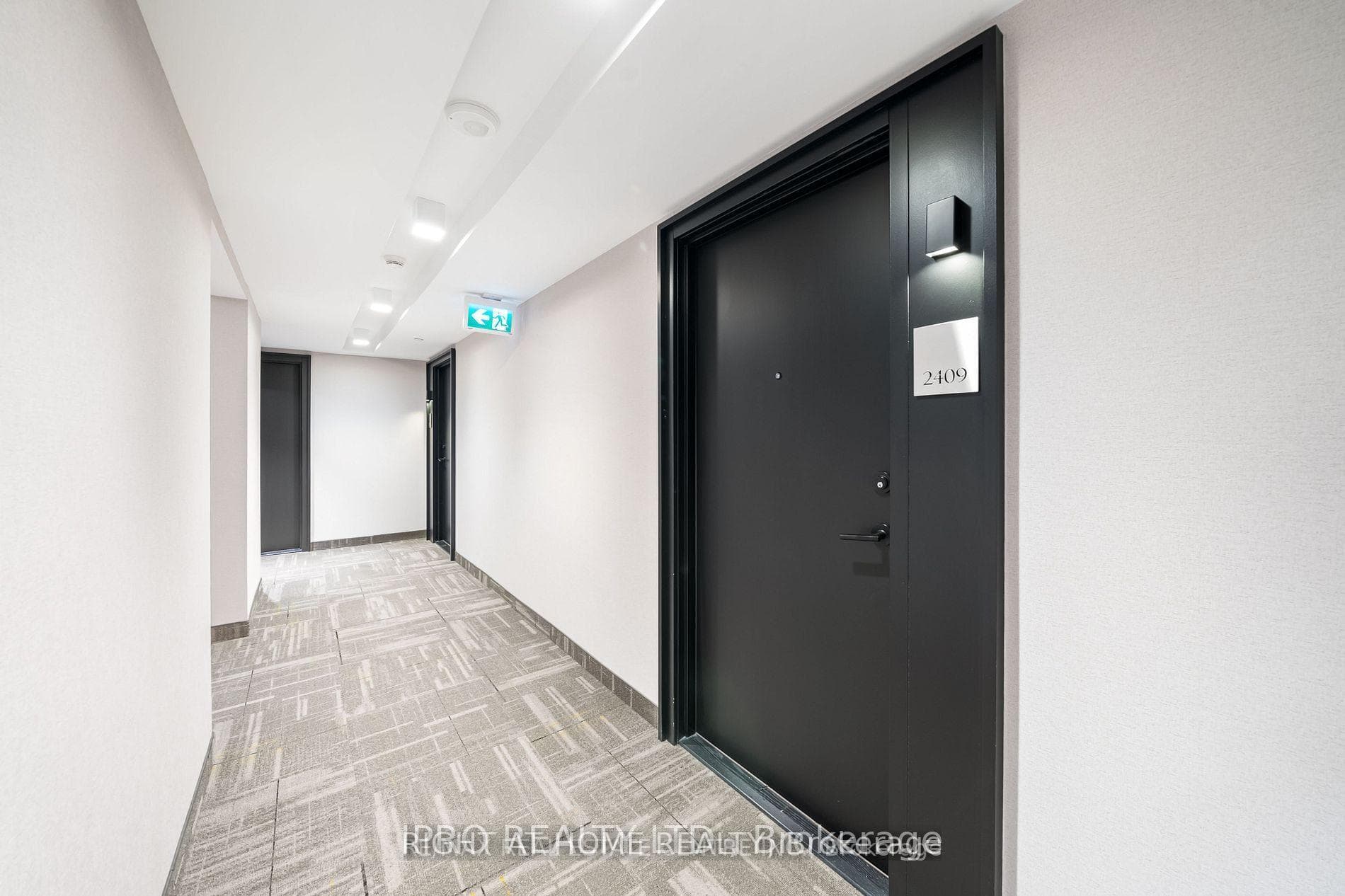 125 Redpath Avenue Unit 2409 photo 6