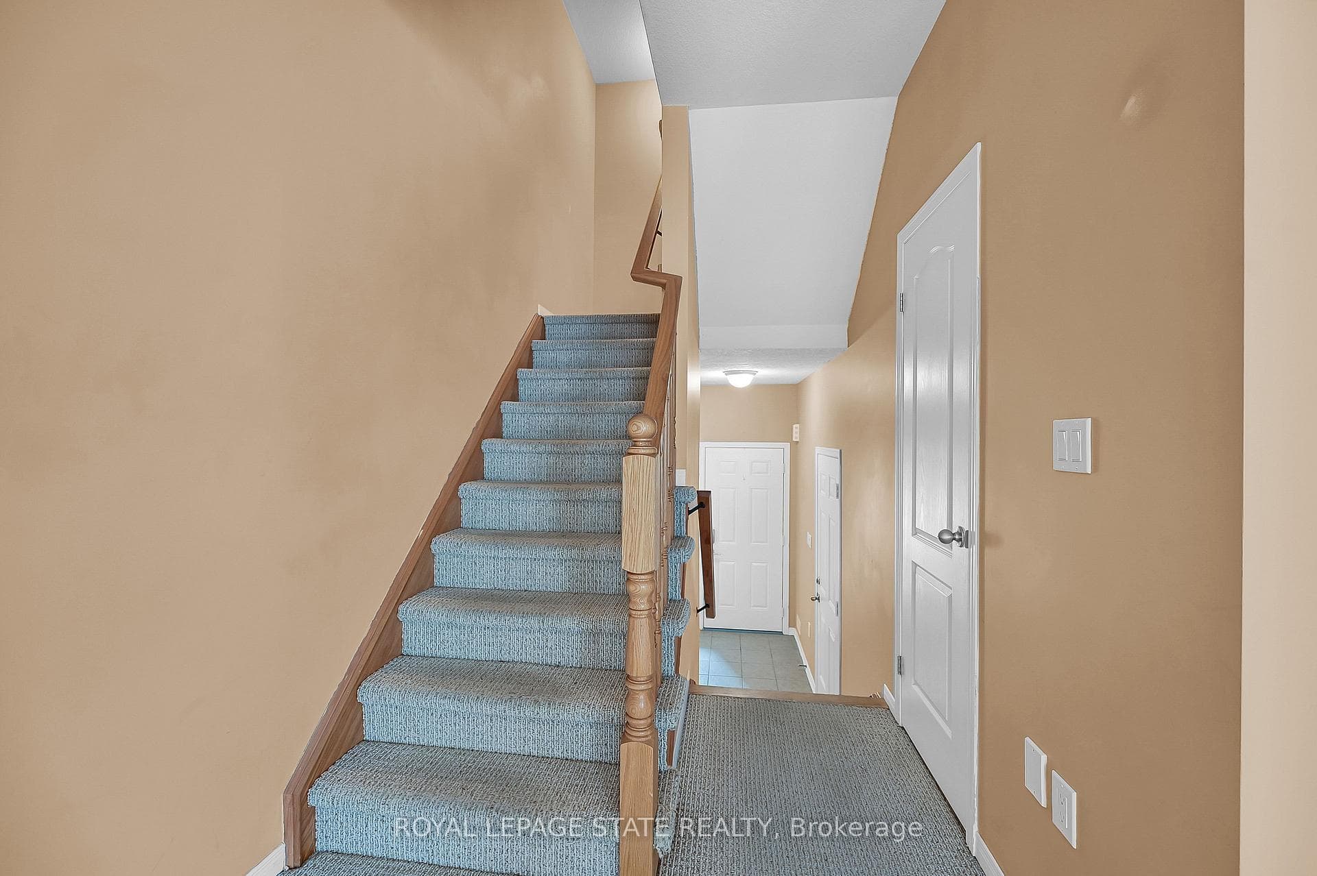 170 Palacebeach Trail Unit 24 photo 19