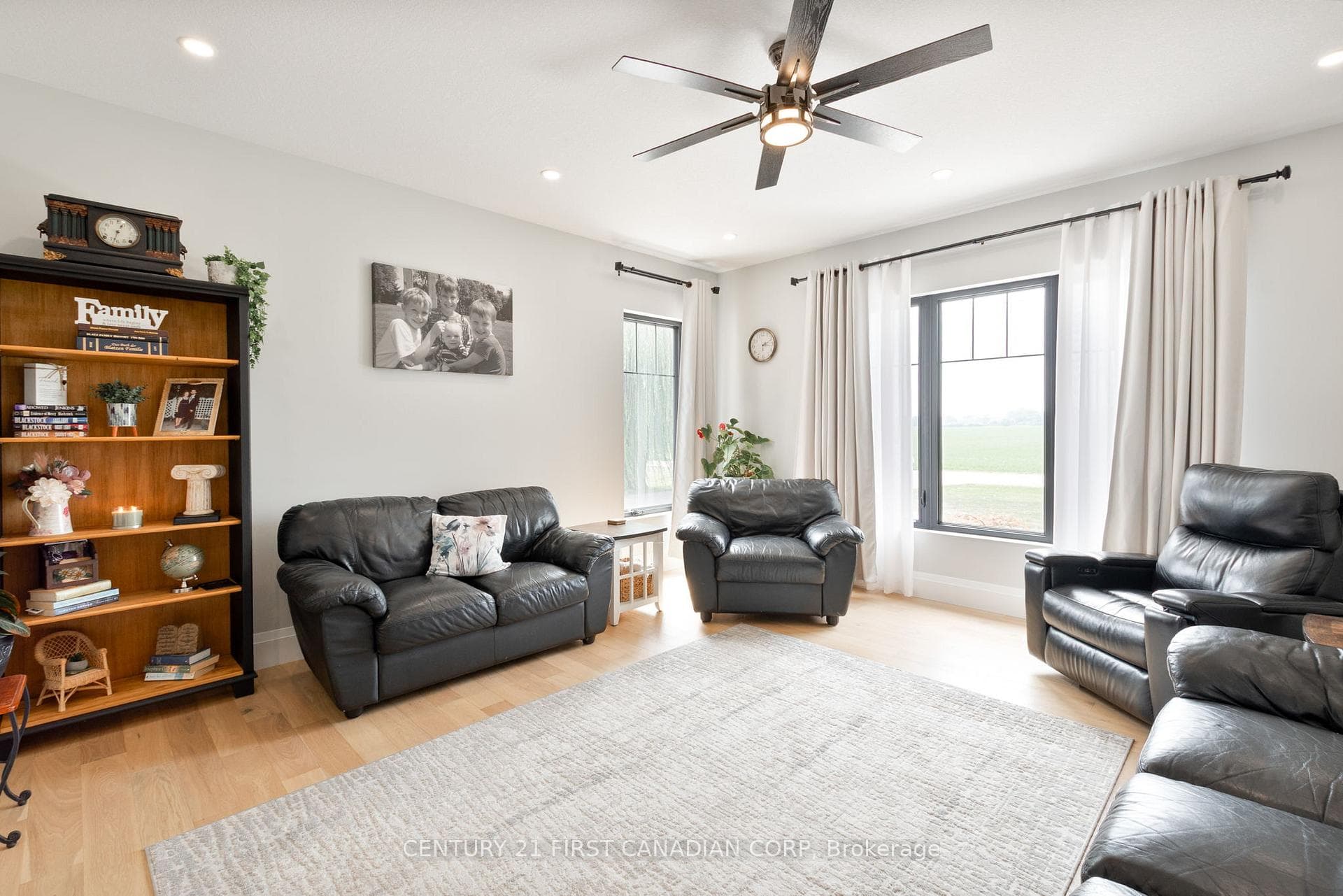 8848 Walker Road photo 17