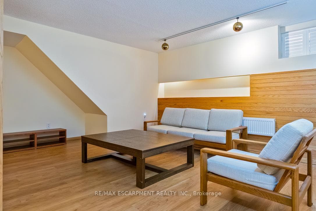 65 HARBORN Road photo 39