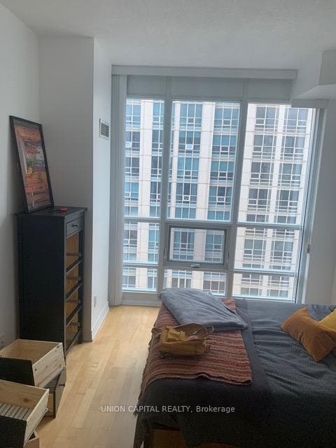 761 Bay Street Unit 3613 photo 8