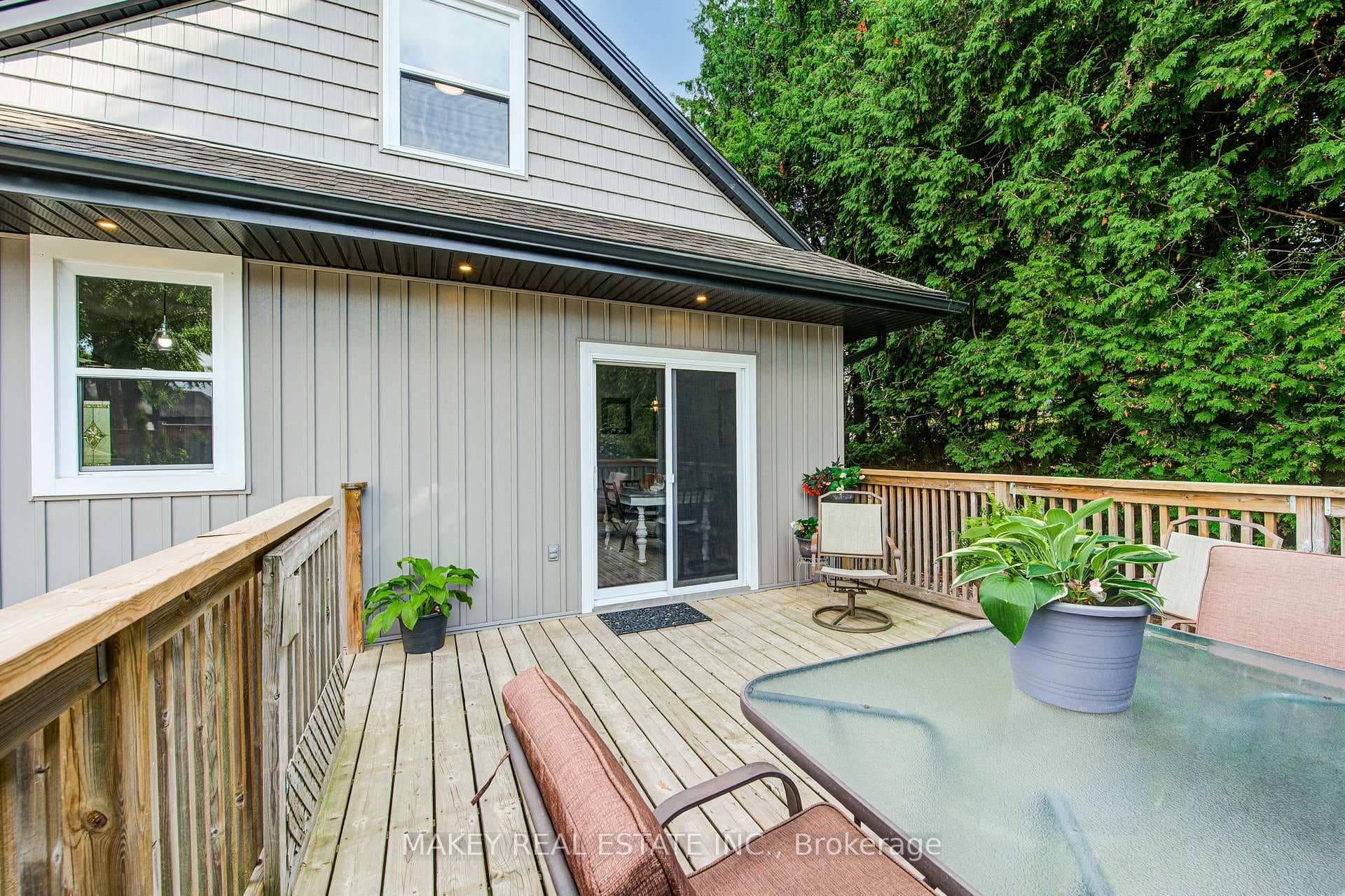 388 Mill Street photo 42