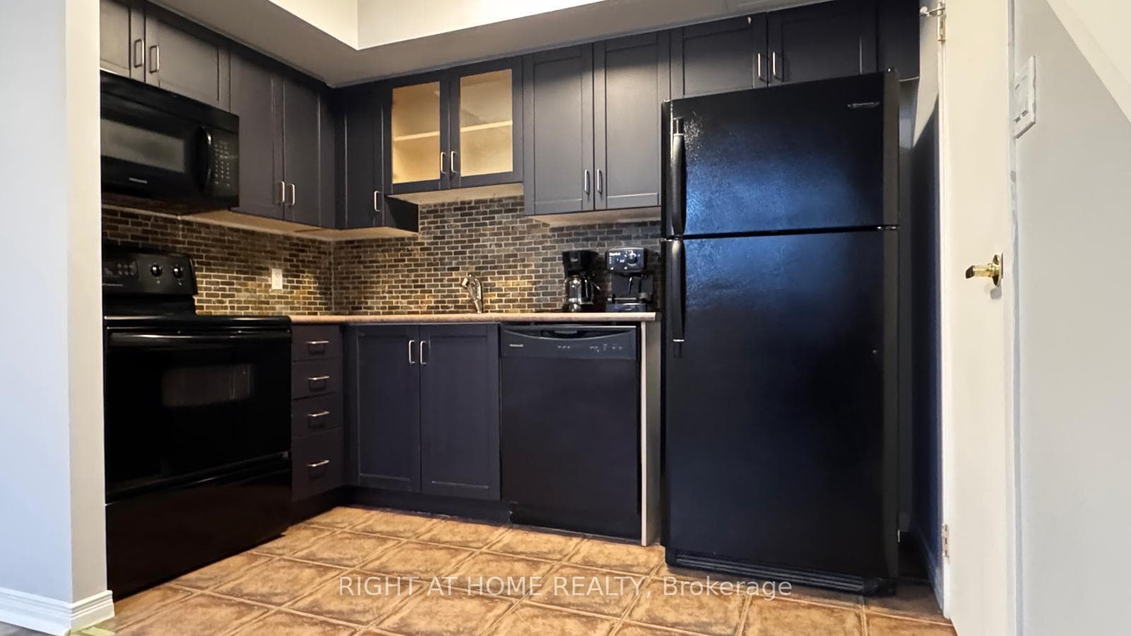 42 Western Battery Road Unit 709 photo 5