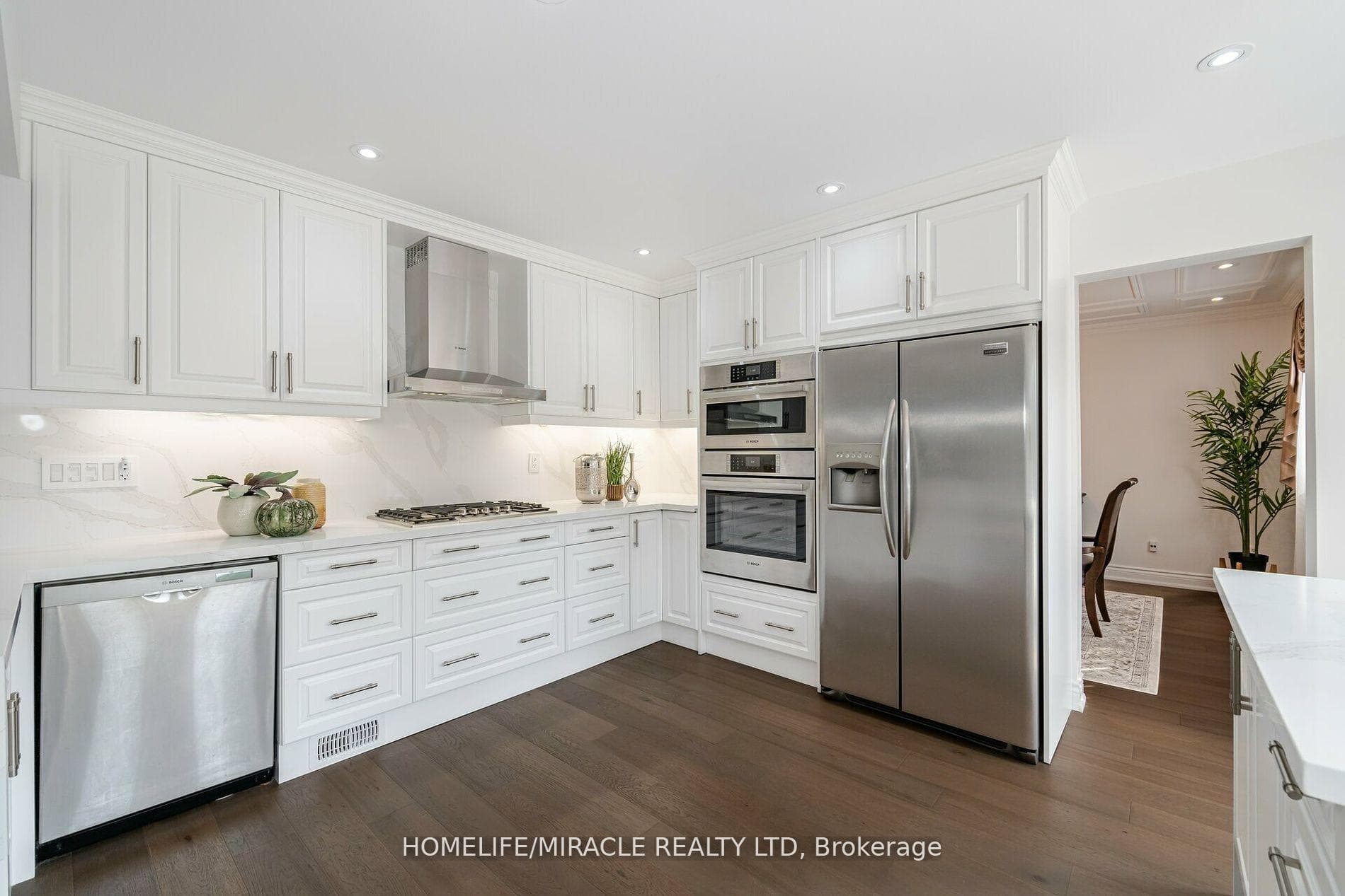 8 Petworth Road photo 13