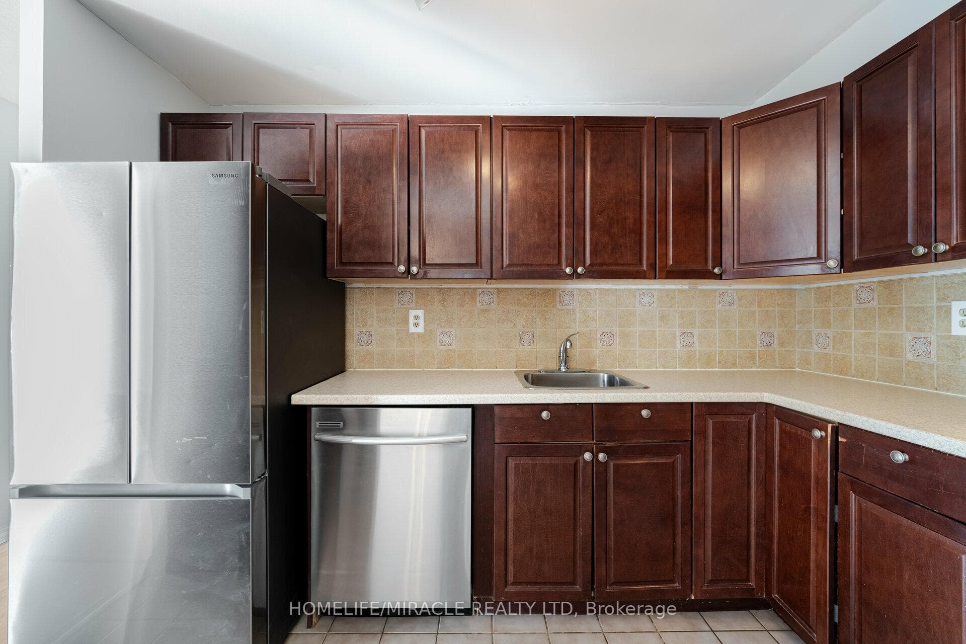 4185 Shipp Drive Unit 1919 photo 12