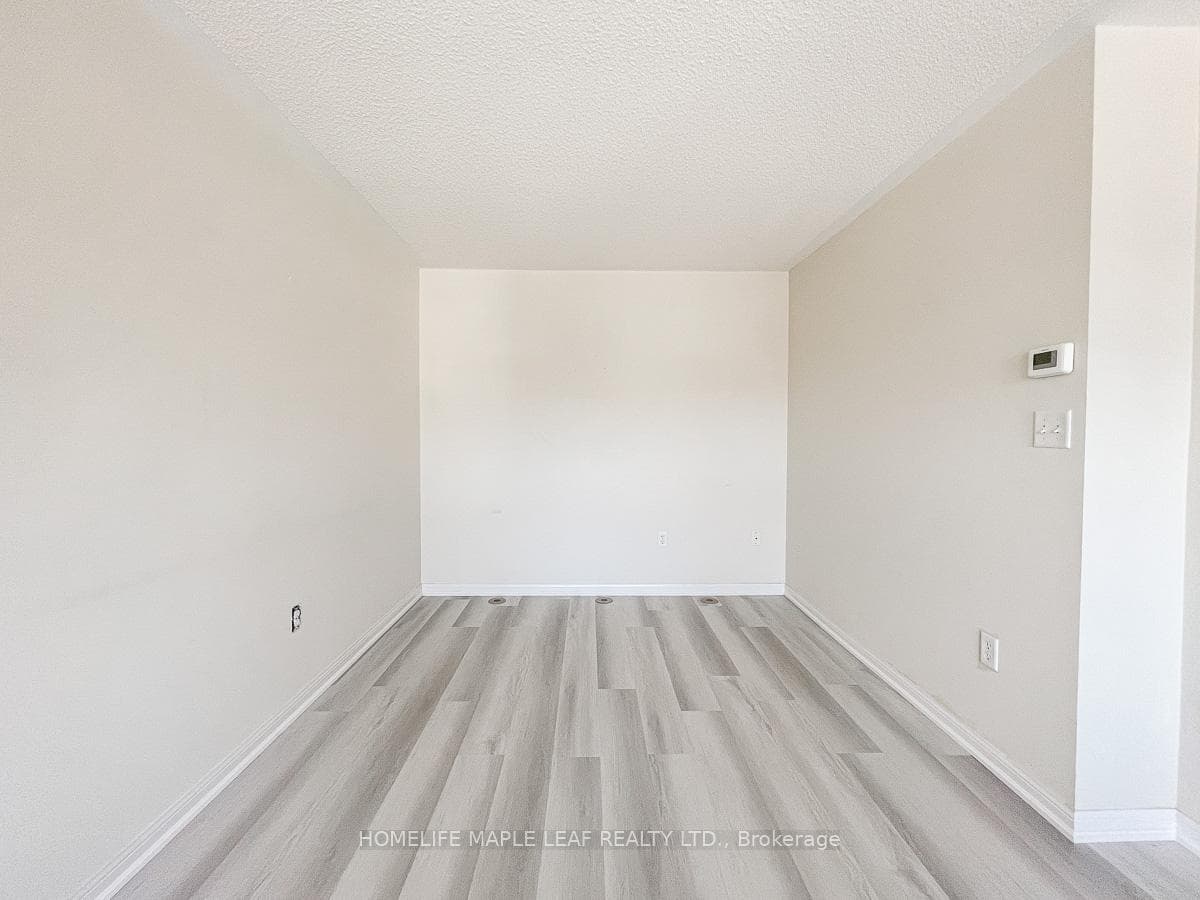 3159 Stornoway Circle photo 14
