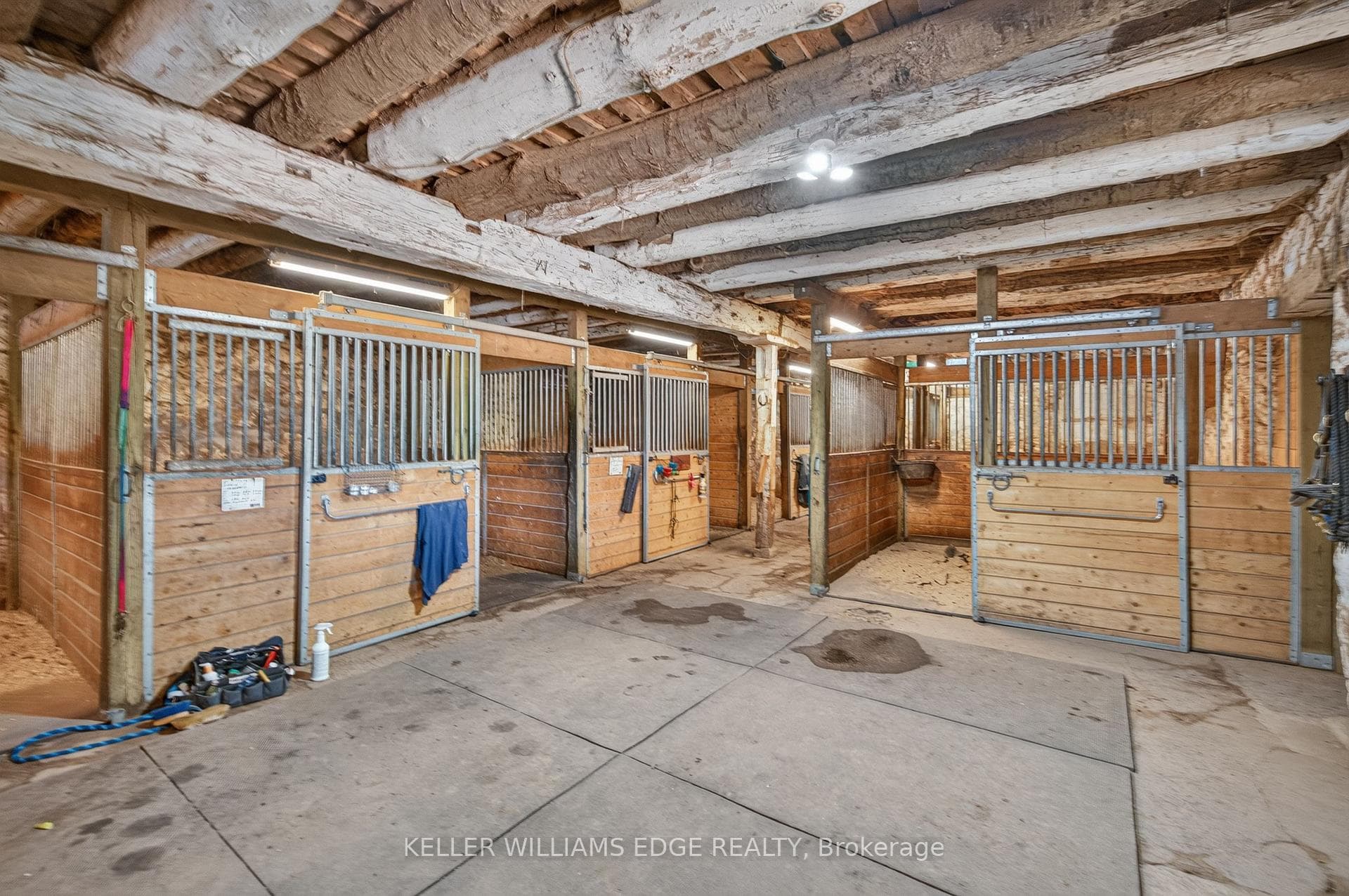 STABLES