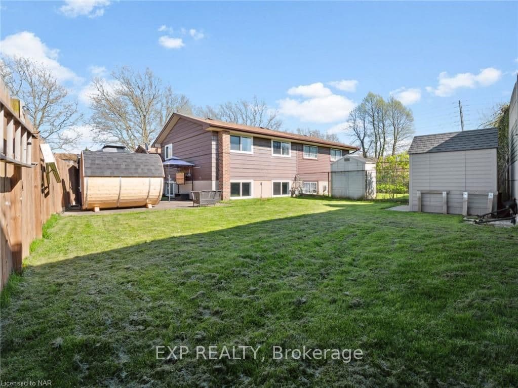 4261 MEADOWVALE Drive photo 25