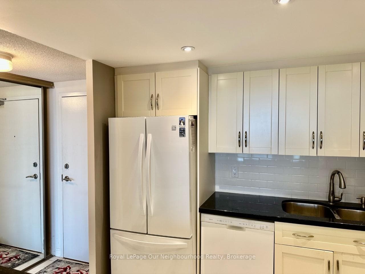 20 Dean Park Road Unit 611 photo 3