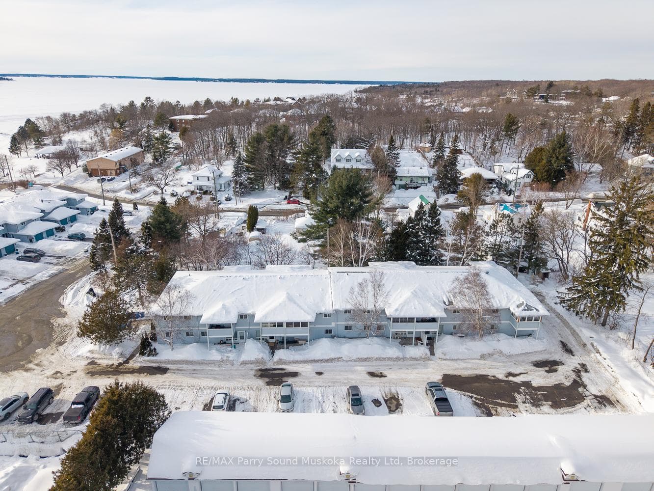 1 Georgian Bay Avenue Unit 212 photo 26