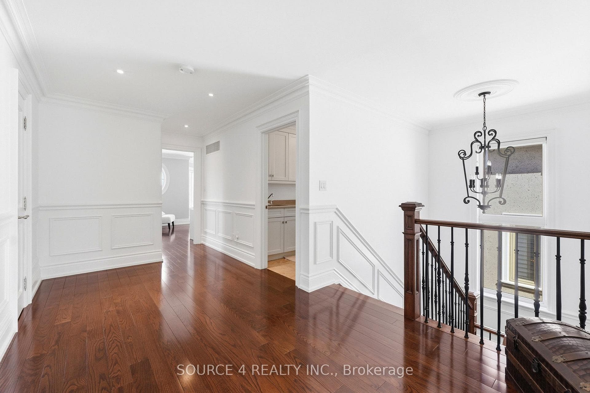 39 Amesbury Drive photo 19
