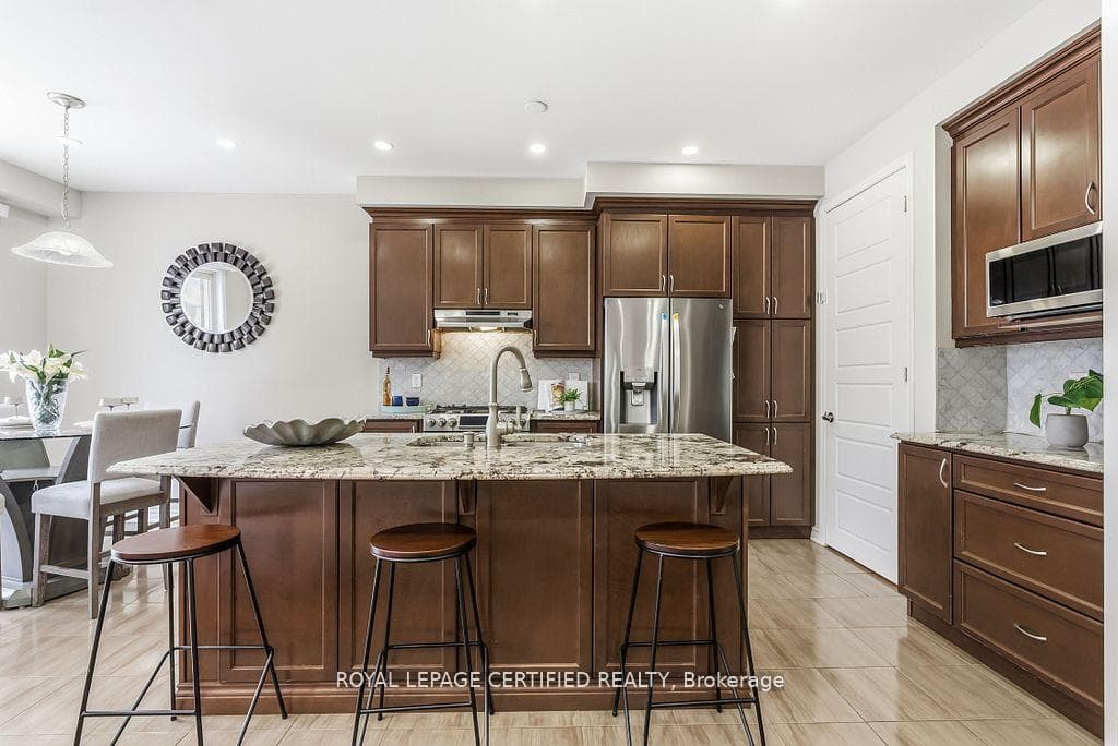 1377 Leger Way photo 16