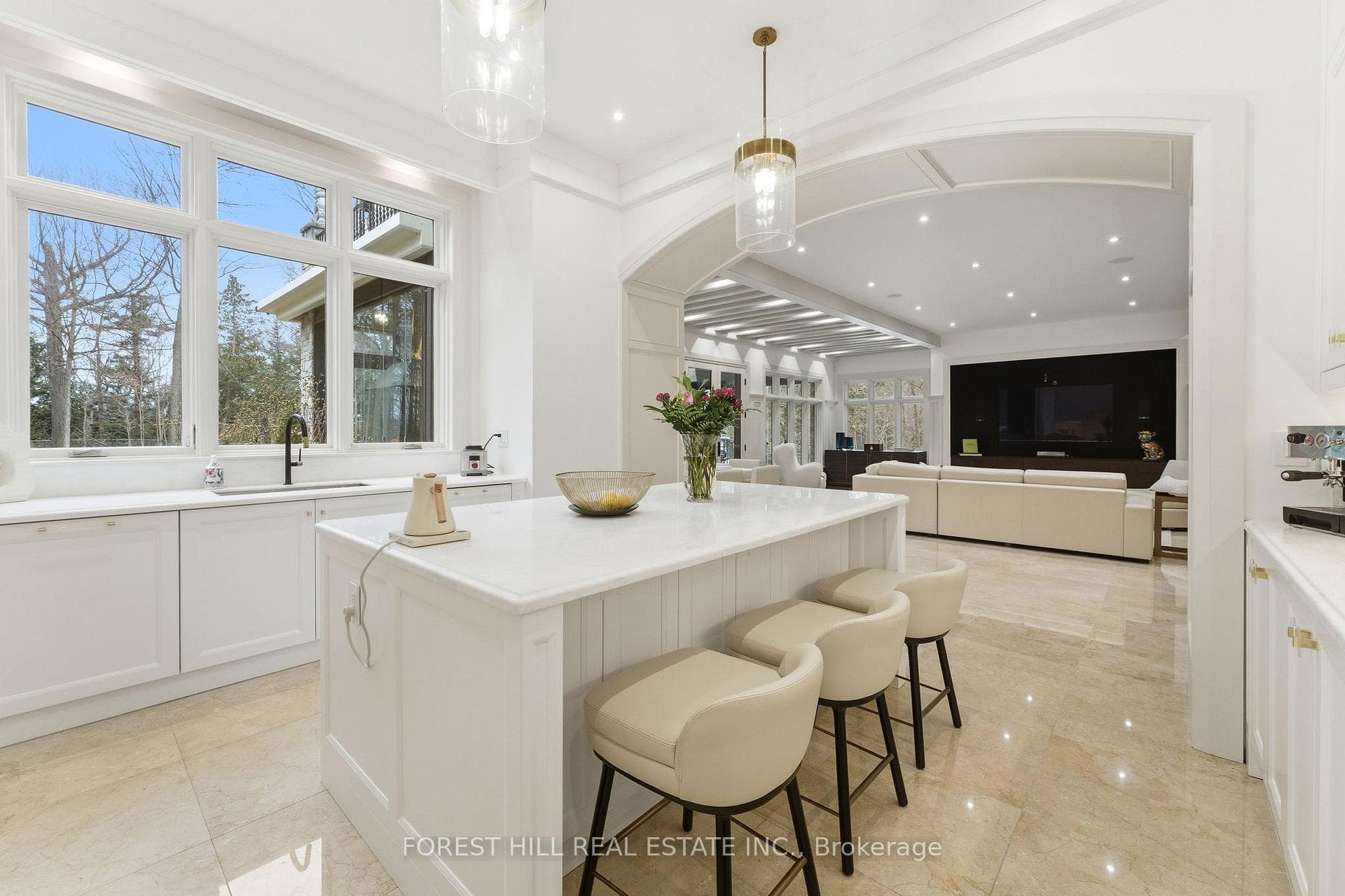 40 Golf Avenue photo 7
