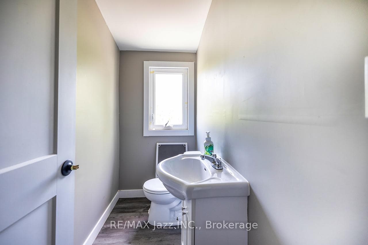2216 Highway 2 N/A photo 24