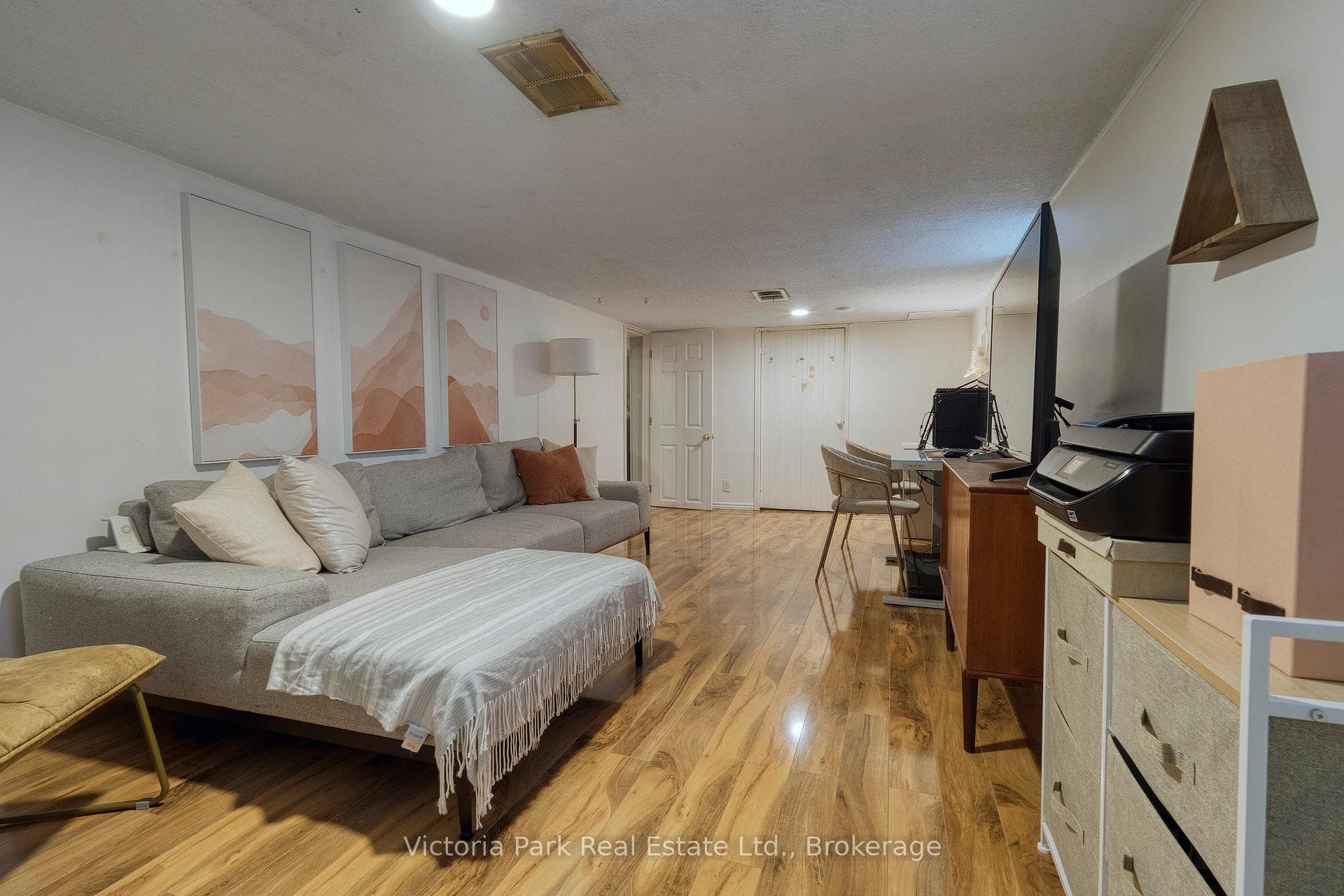 124 West Avenue photo 29