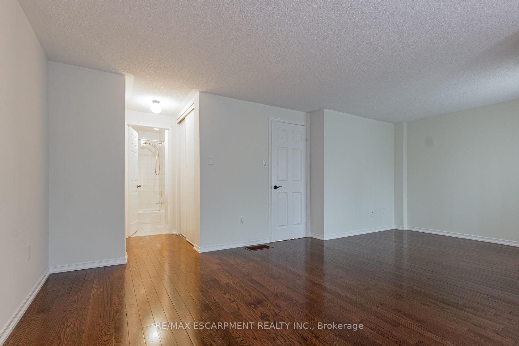 1151 Leewood Drive photo 15