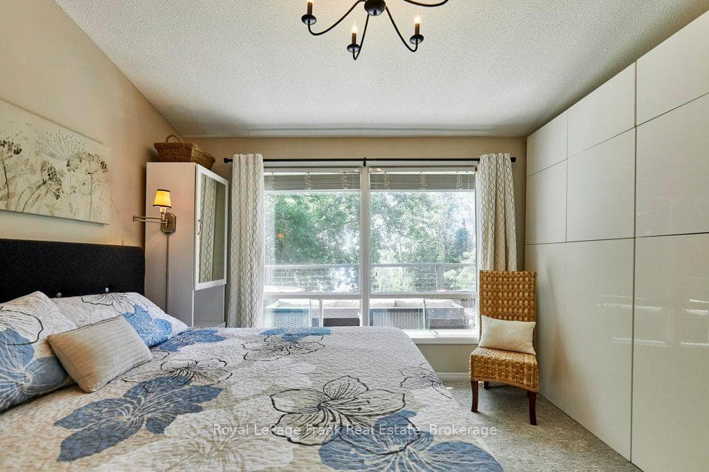 156 Acton Road photo 22