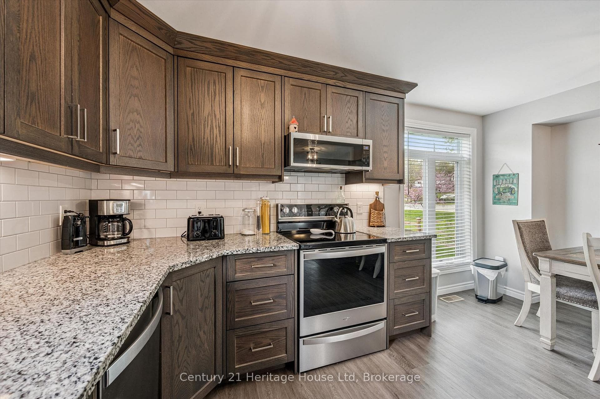 584077 Beachville Road photo 18