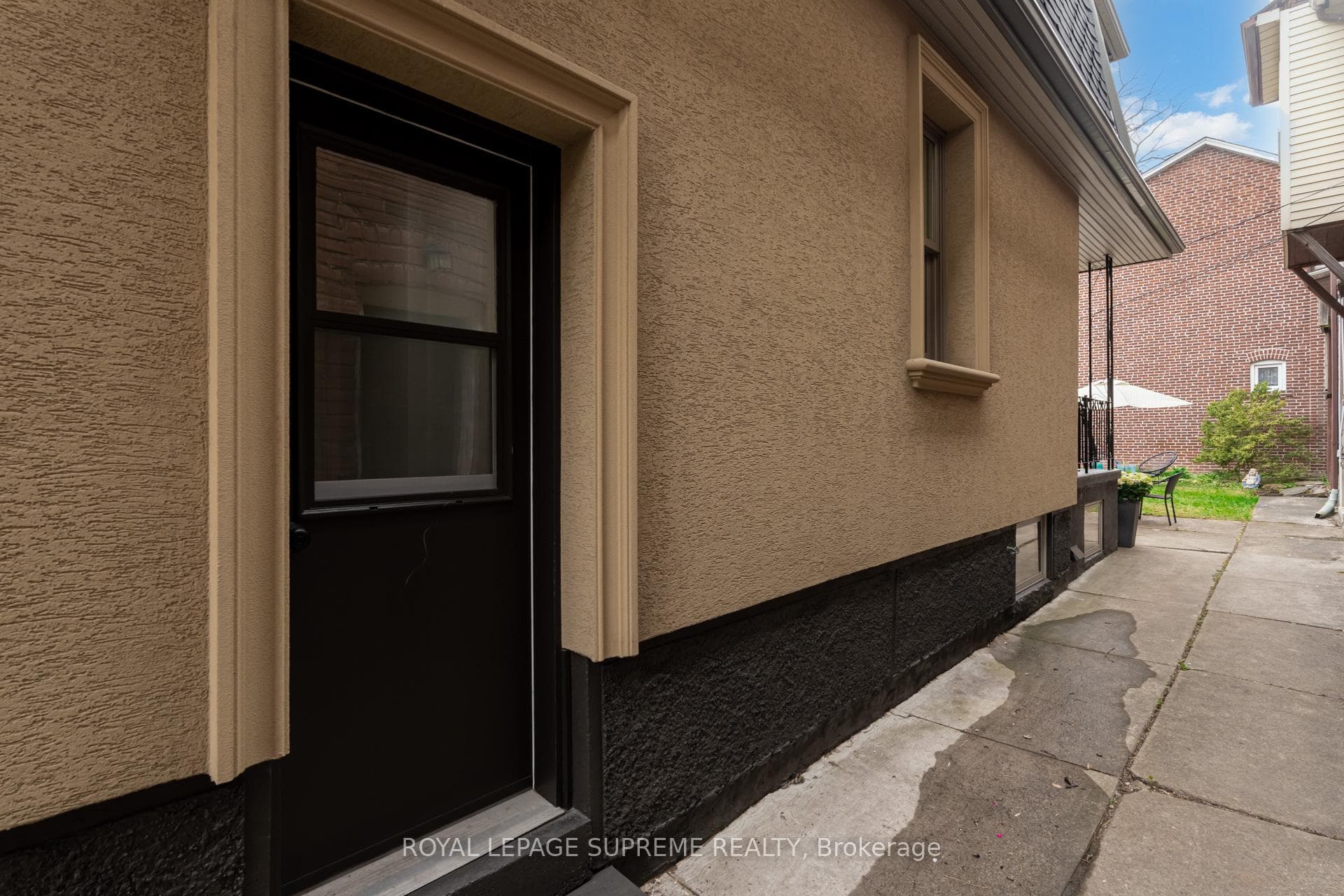 173 Arlington Avenue photo 48