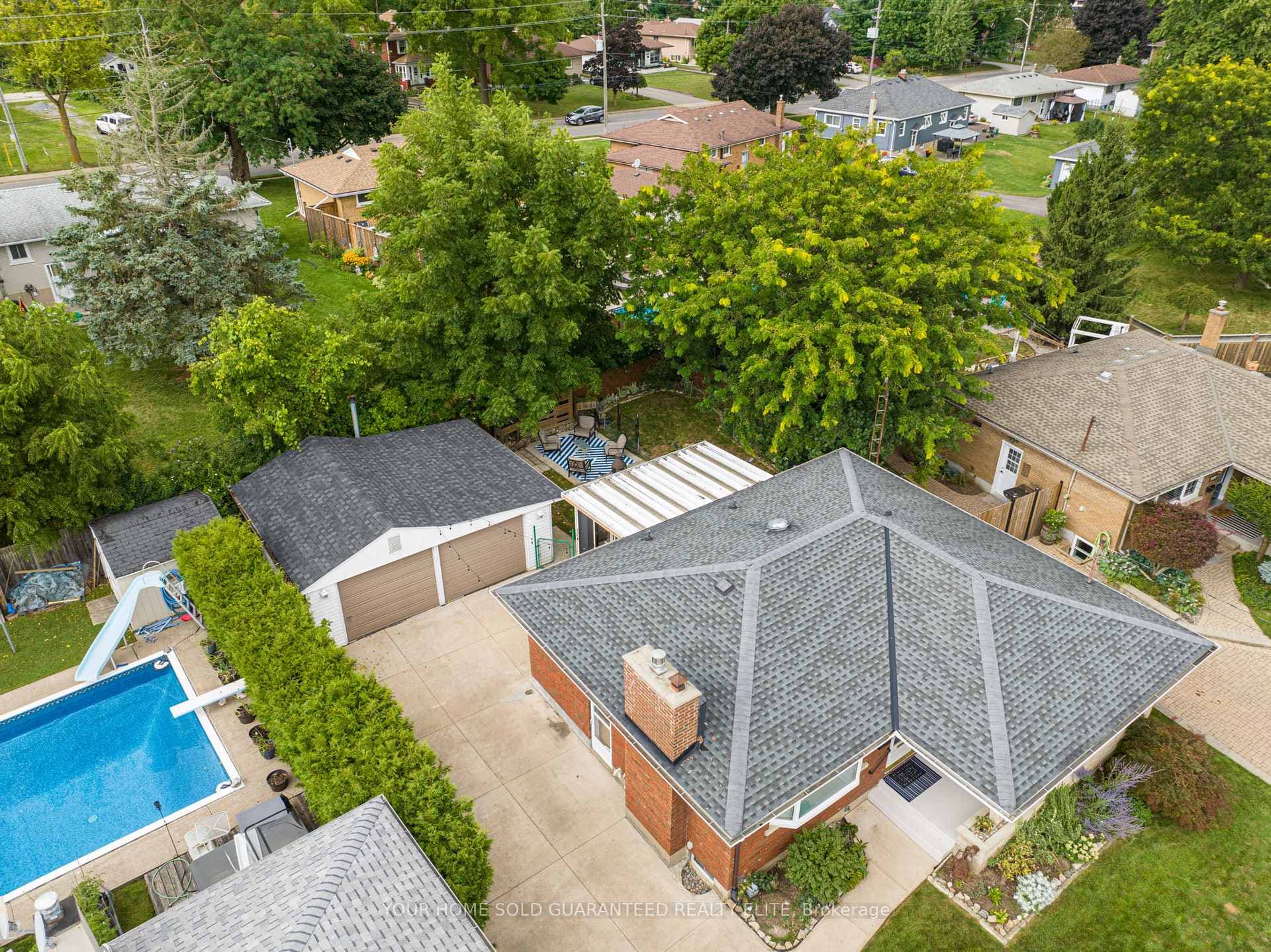 3085 Kingswood Crescent photo 28