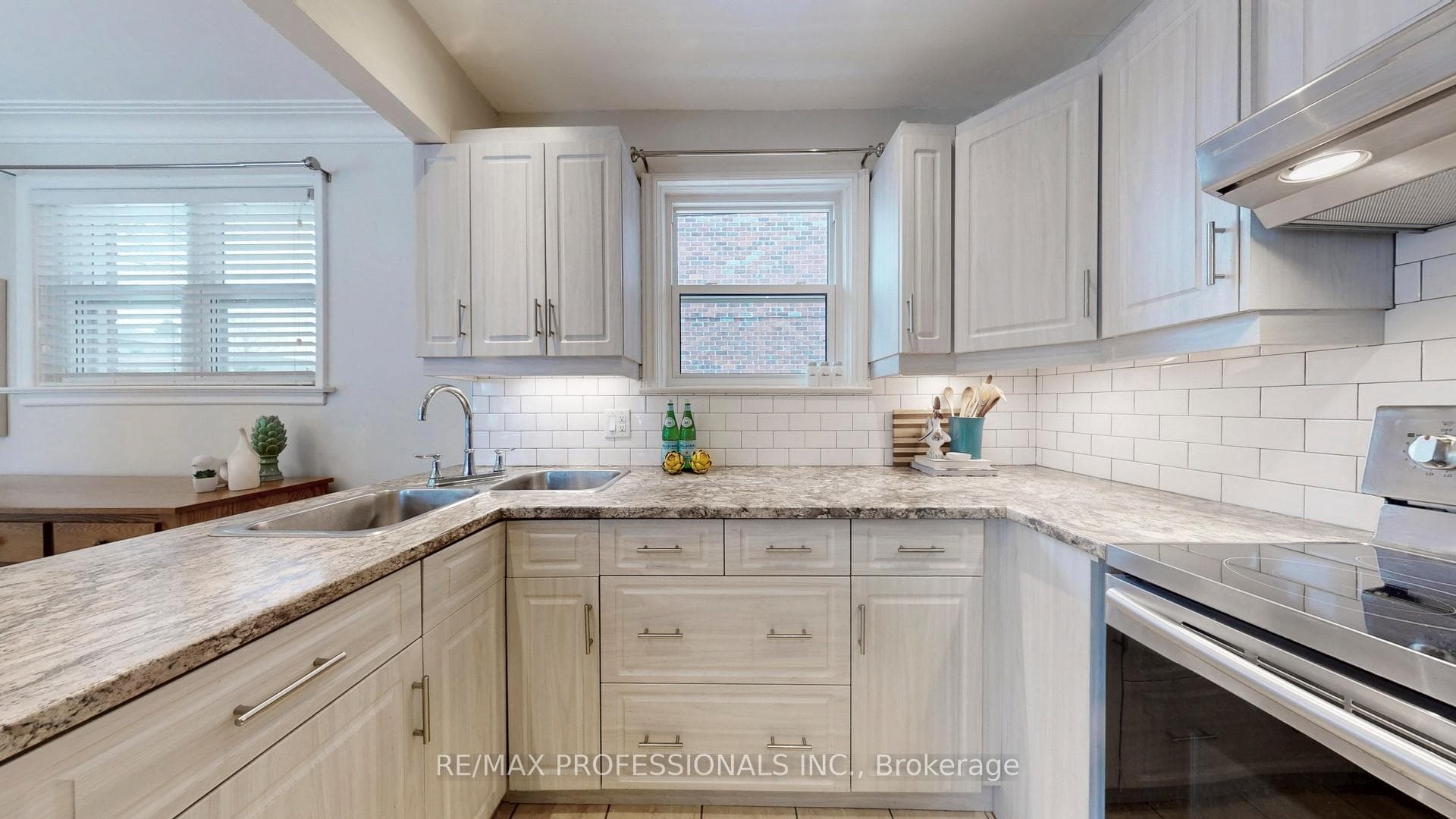 9 Ludlow Avenue photo 8