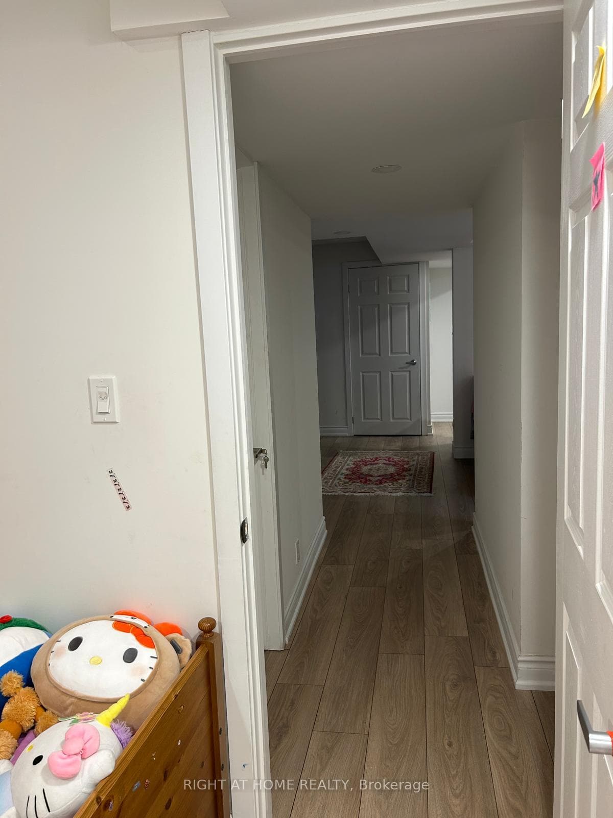 54 Springfield Way Unit Basement photo 12