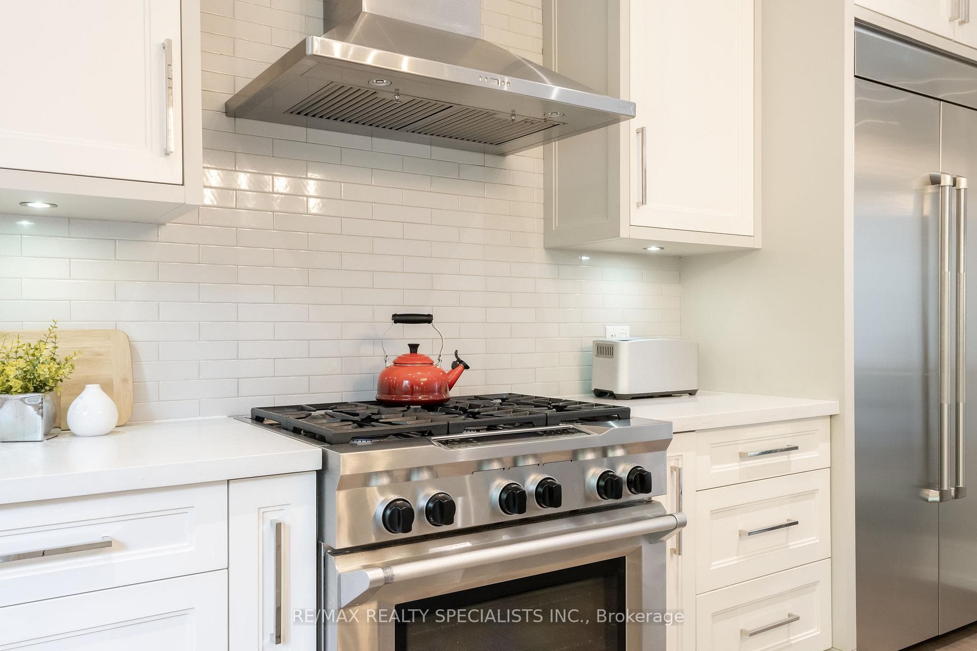 18 Florence Drive photo 8