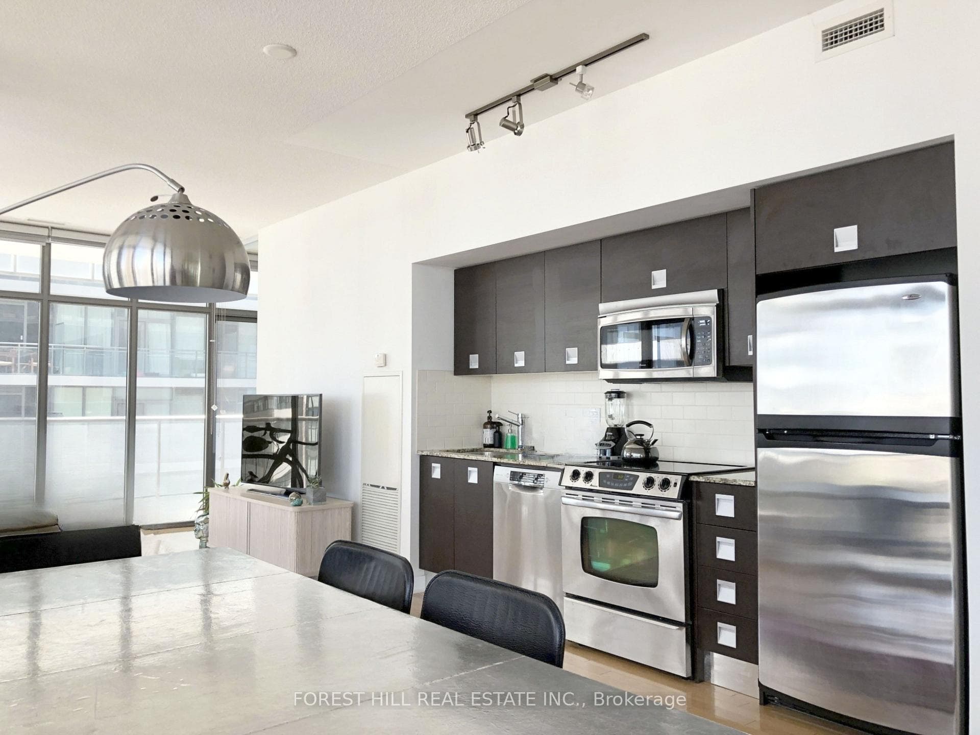 33 Charles Street Unit 2511 photo 2