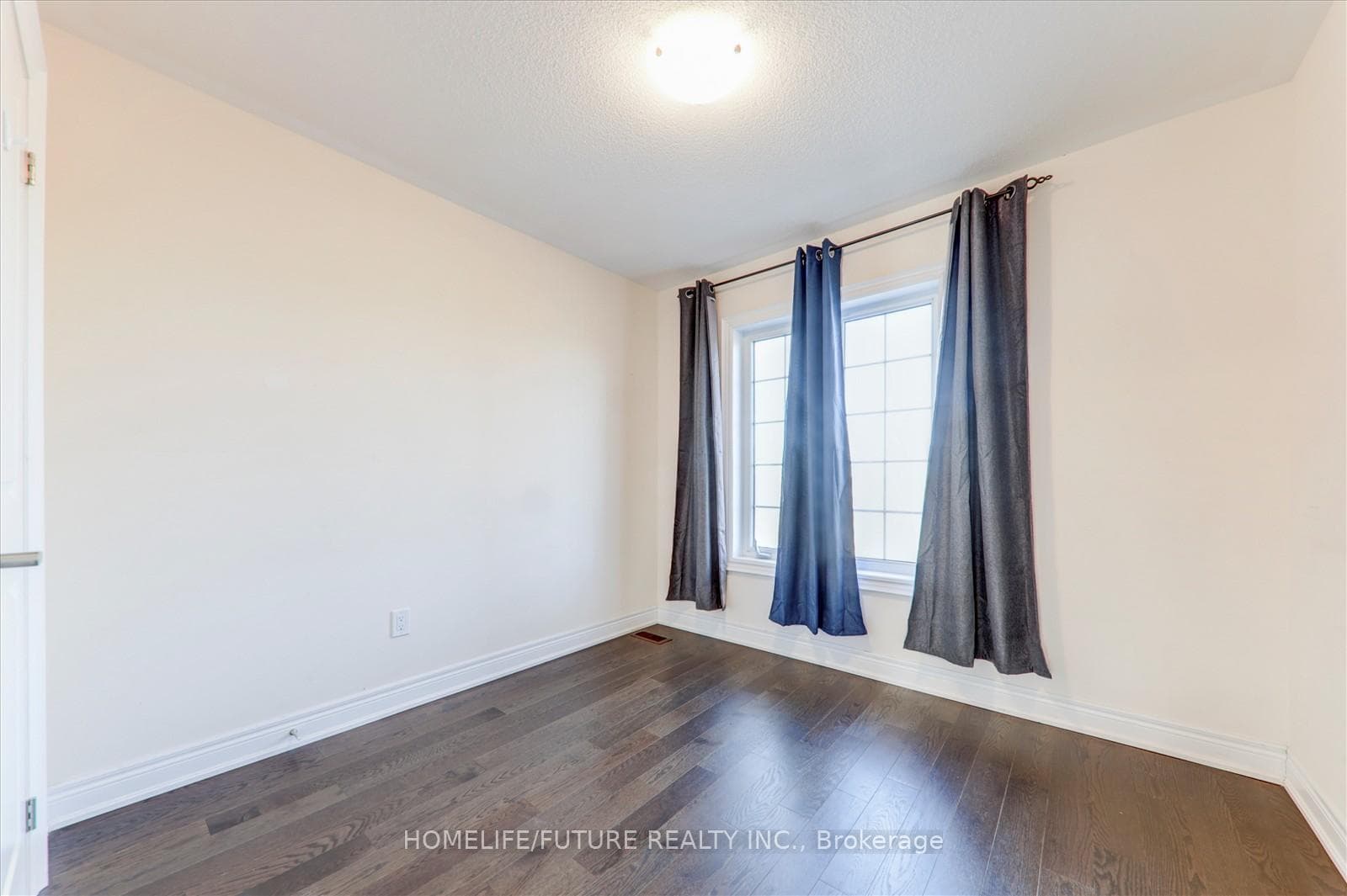 289 Kirkham Drive photo 23