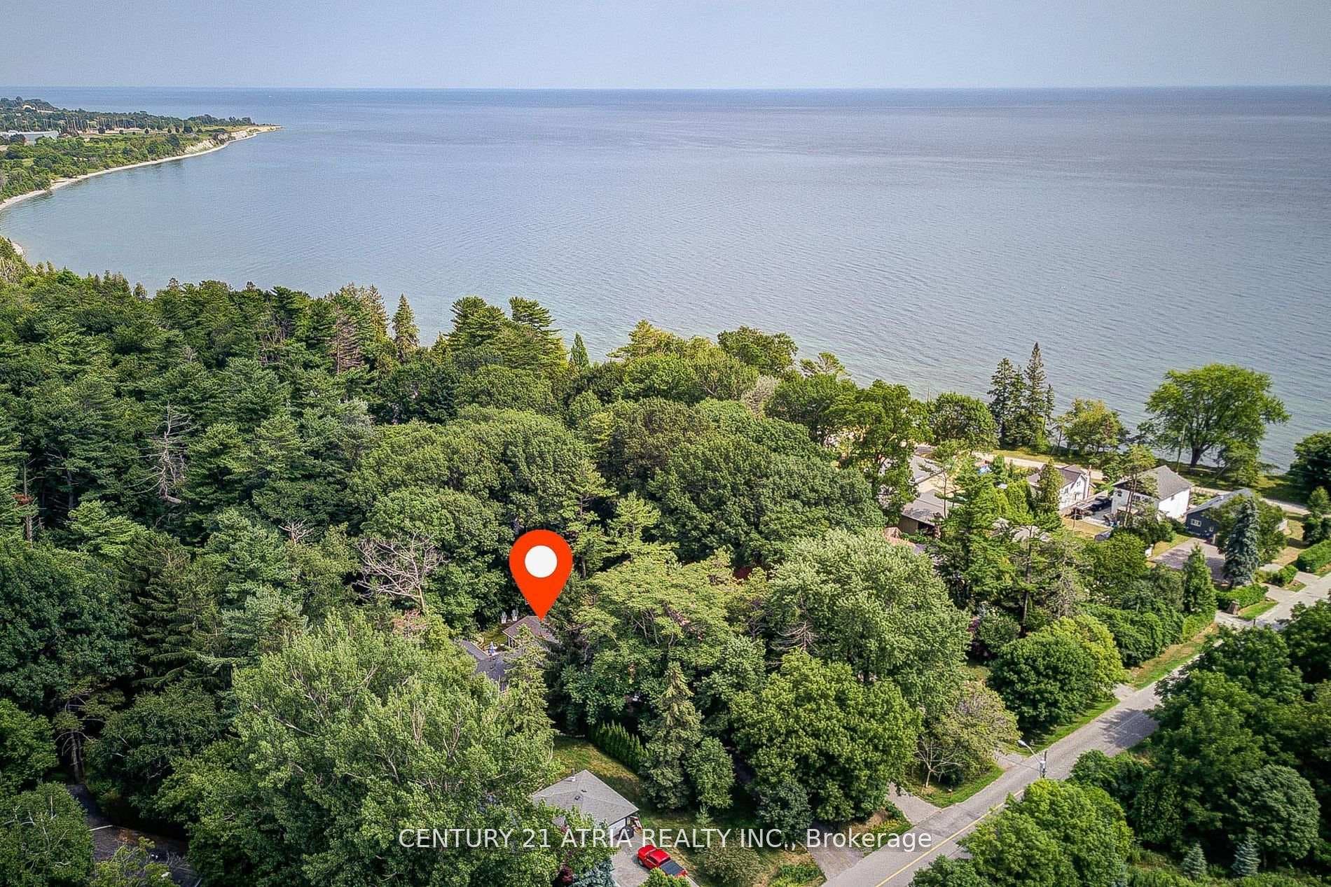 2671 Thickson Road photo 6