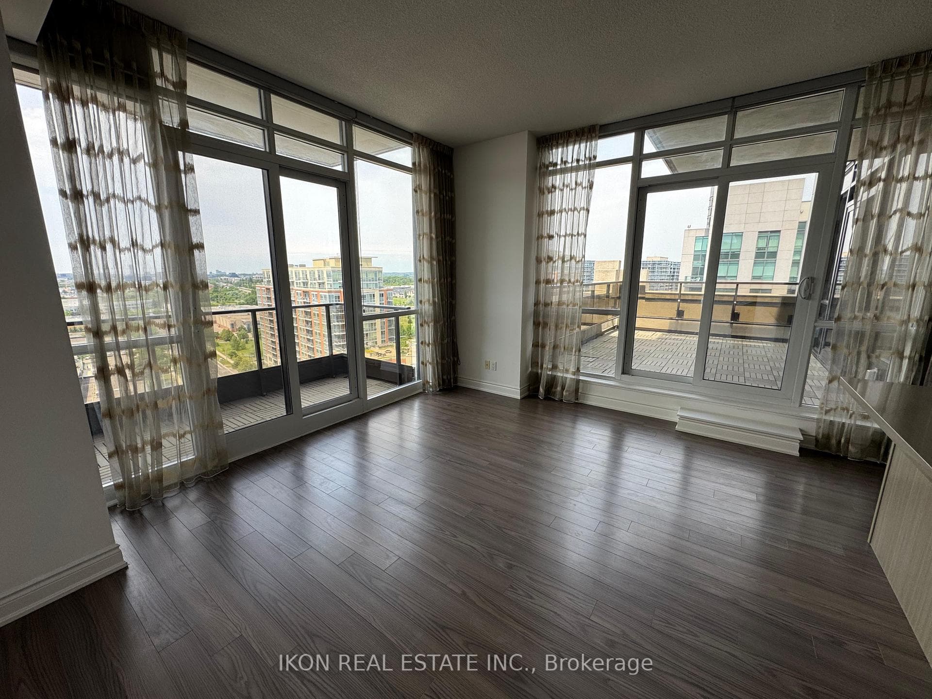 89 South Town Centre Boulevard Unit 1707 photo 10