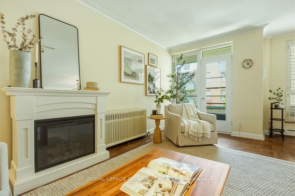 30 Elm Avenue Unit 203 photo 12